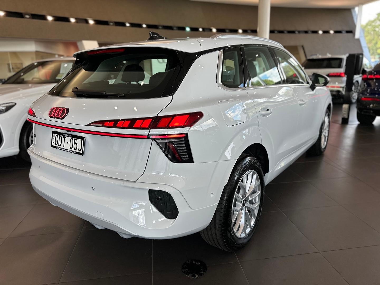 Image about Audi Q3 SUV TFSI 110 kW