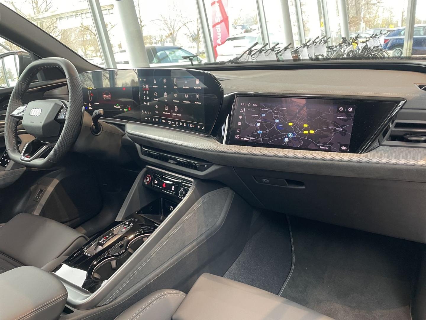 Bild über Audi SQ5 SUV TFSI 270 kW S tronic - für weitere Informationen kontaktieren Sie den Audi Partner