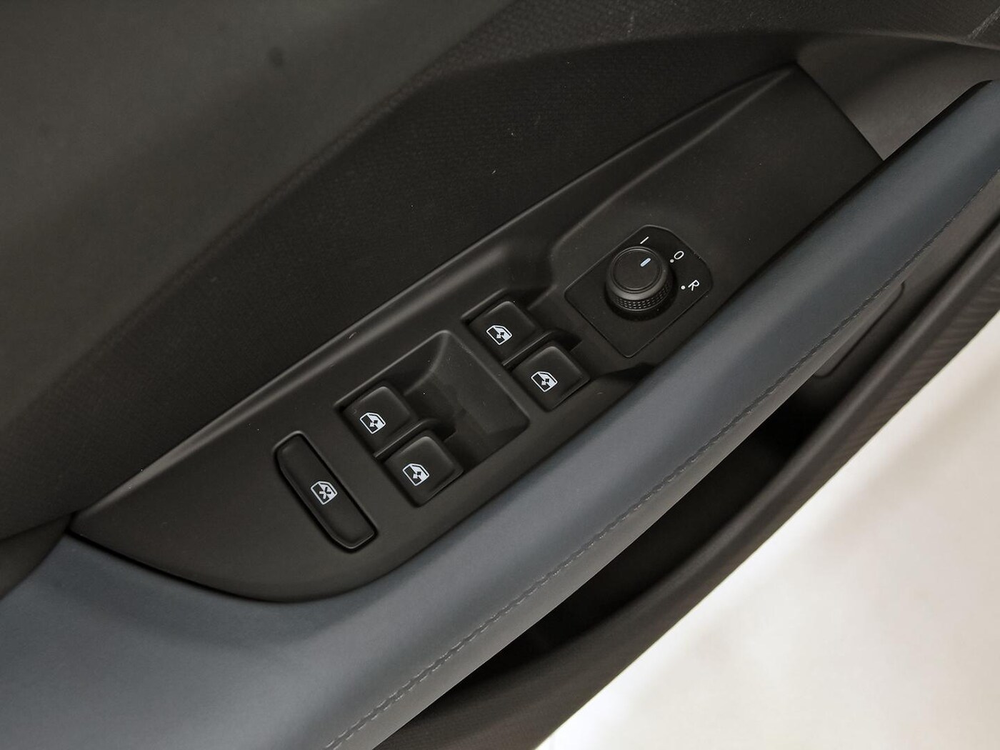 CUPRA Terramar 1.5 TSI e-Hybrid DSG 150 kW (204 CV) — photo 10