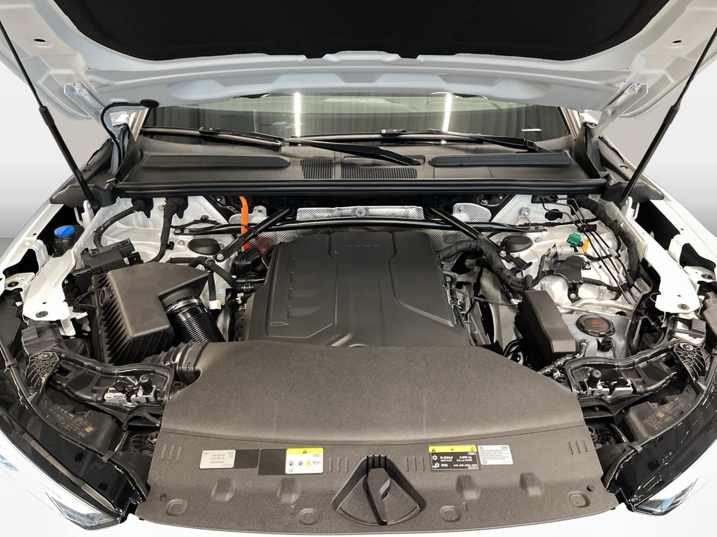 Bild über Audi Q5 SUV e-hybrid e-hybrid quattro S tronic - für weitere Informationen kontaktieren Sie den Audi Partner