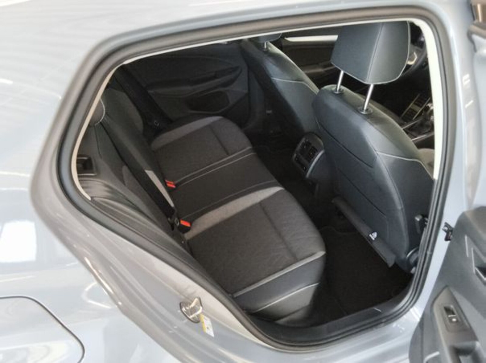 Volkswagen Golf – Bild 7