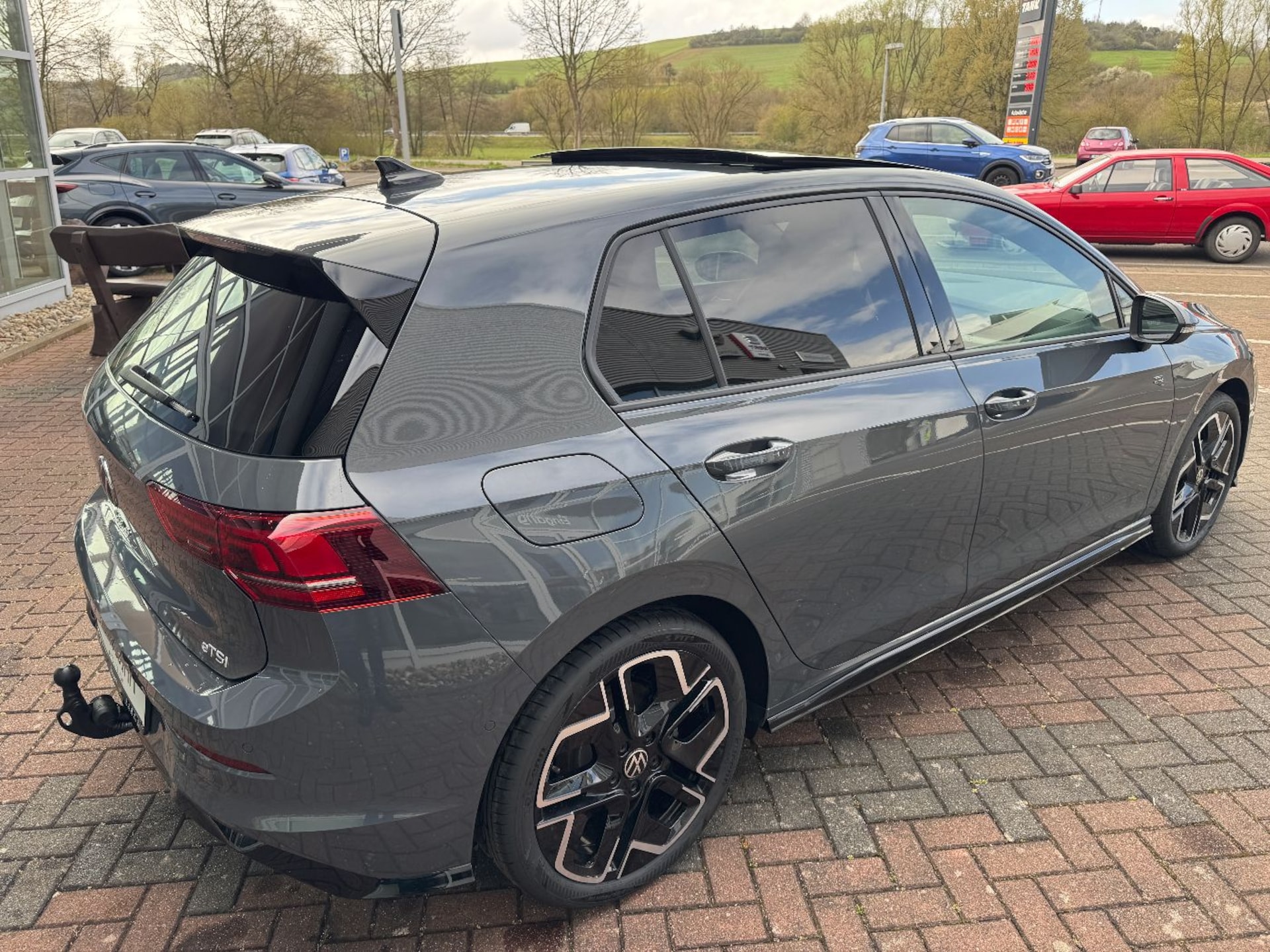 Volkswagen Golf R-Line