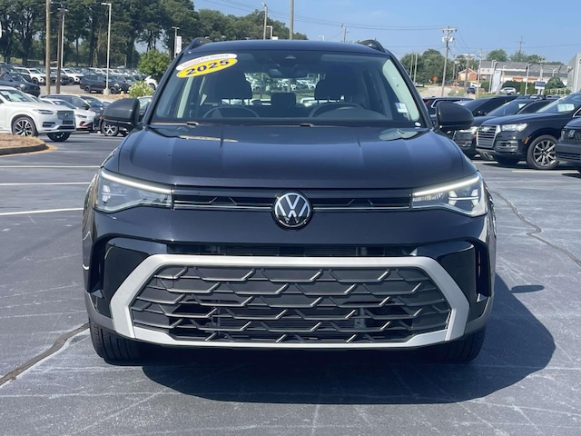 2025 Volkswagen Taos