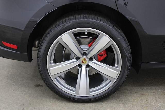2025 Porsche Macan S - Photo 15
