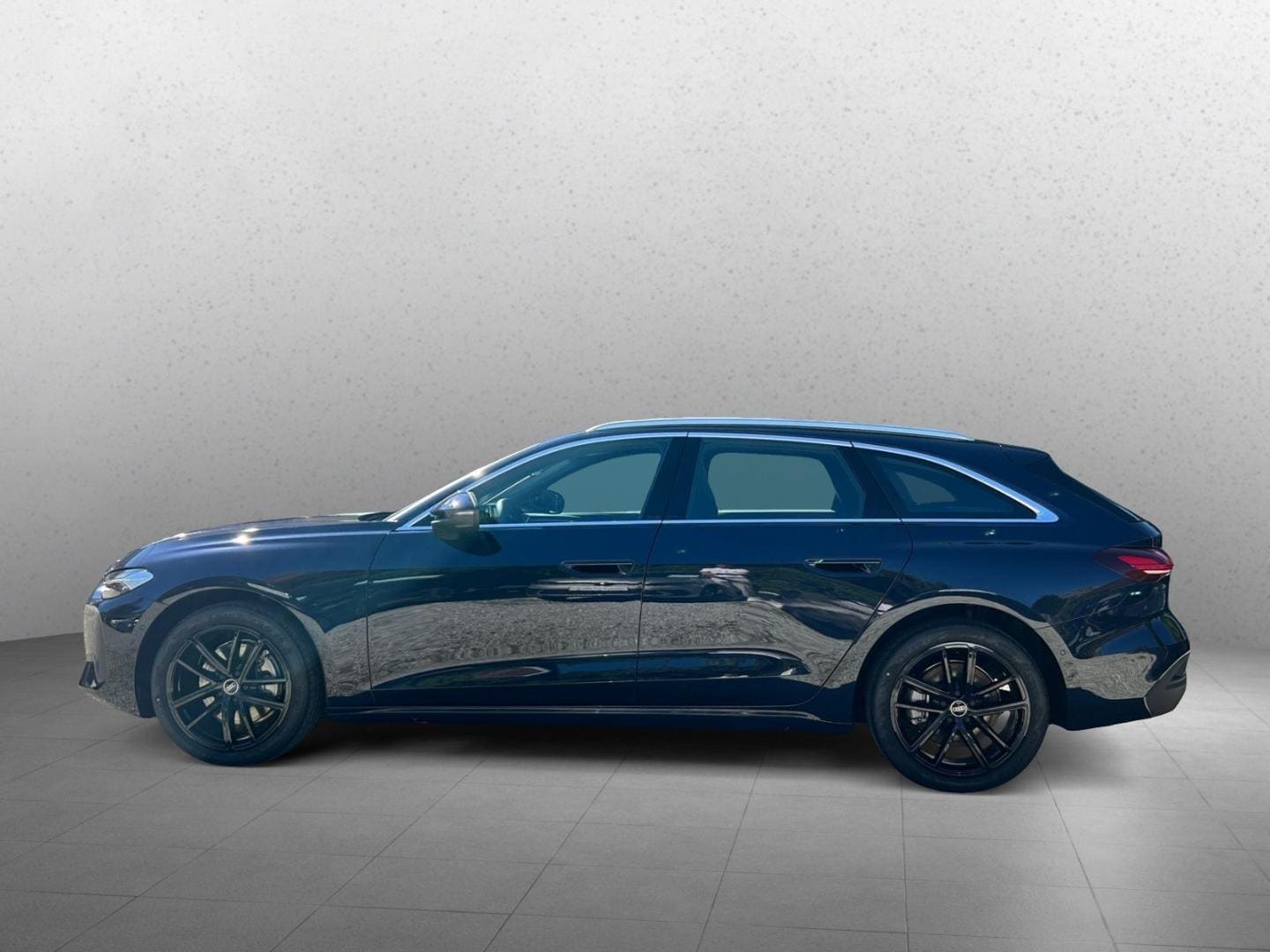 Bild über Audi A5 Avant TDI 150 kW S tronic - für weitere Informationen kontaktieren Sie den Audi Partner
