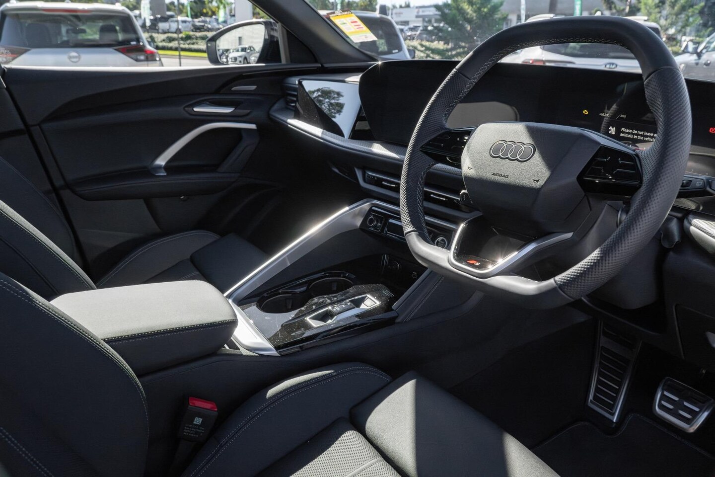 Image about Audi Q5 SUV TDI quattro 150 kW sport