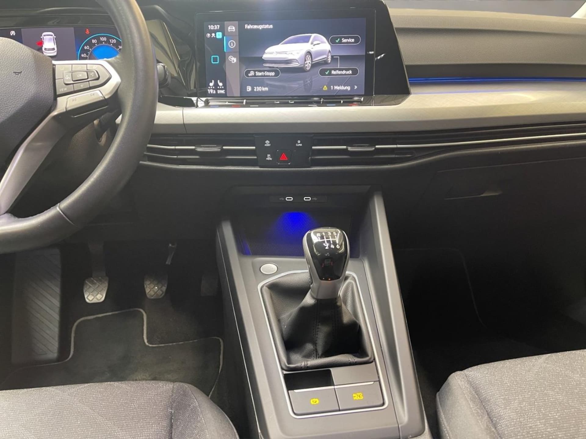 Volkswagen Golf Life
