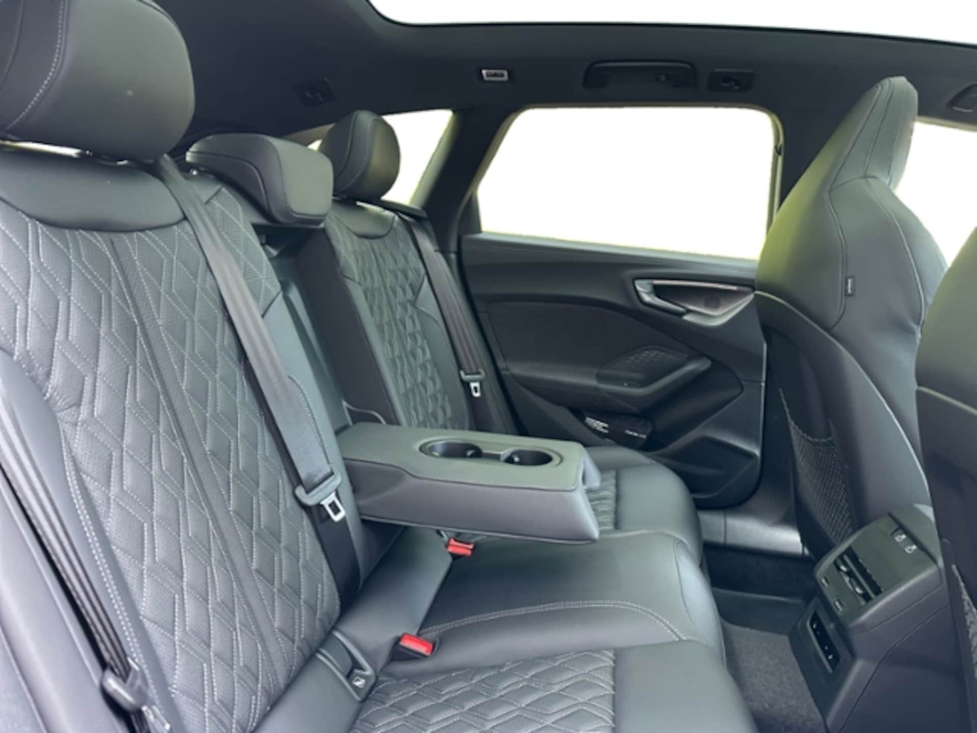 Audi A5 Avant e-hybrid edition one