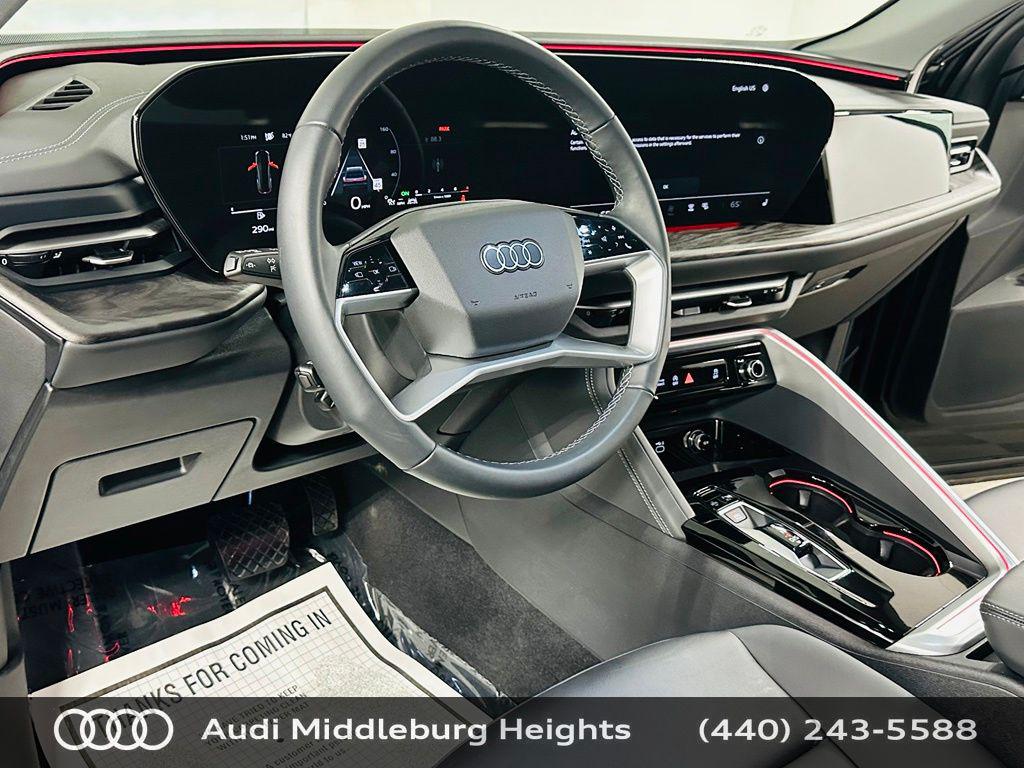 2025 Audi Q5 Premium - Photo 12