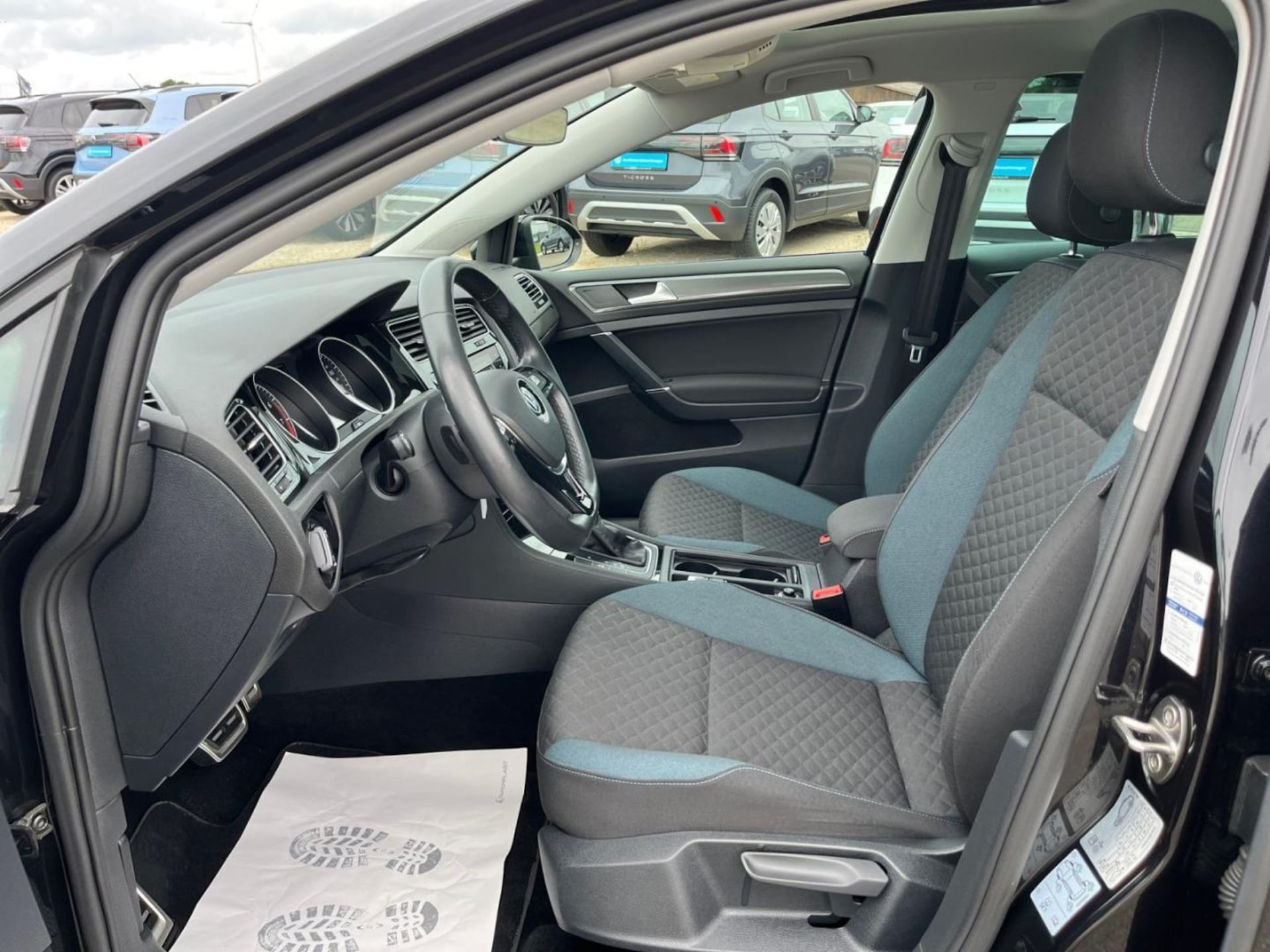 Volkswagen Golf IQ.DRIVE