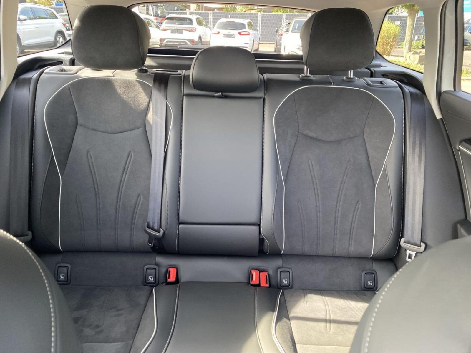 Volkswagen Passat – Bild 9