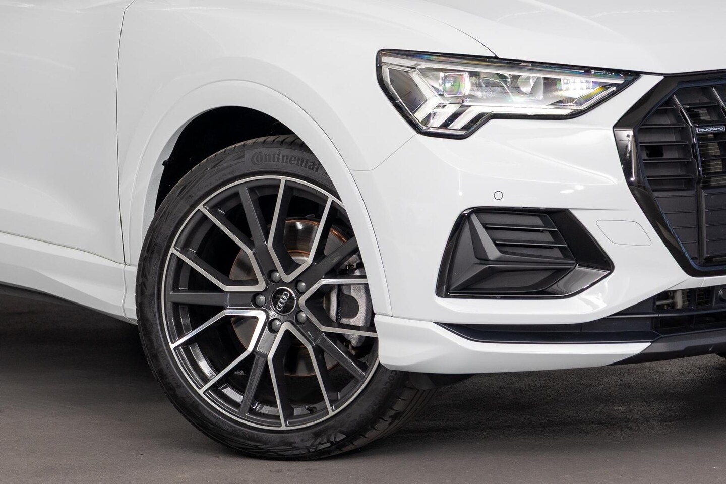 Image about Audi Q3 40 TFSI quattro S tronic