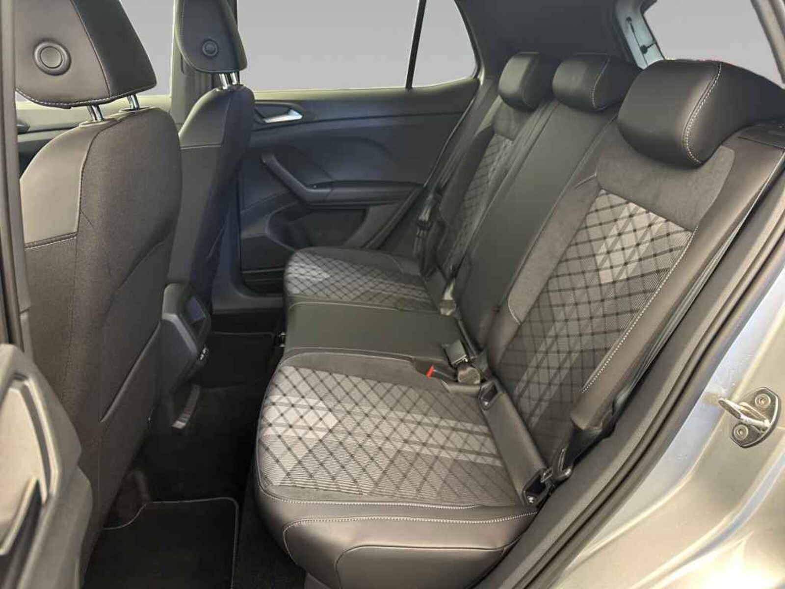 Volkswagen T-Cross – Bild 12