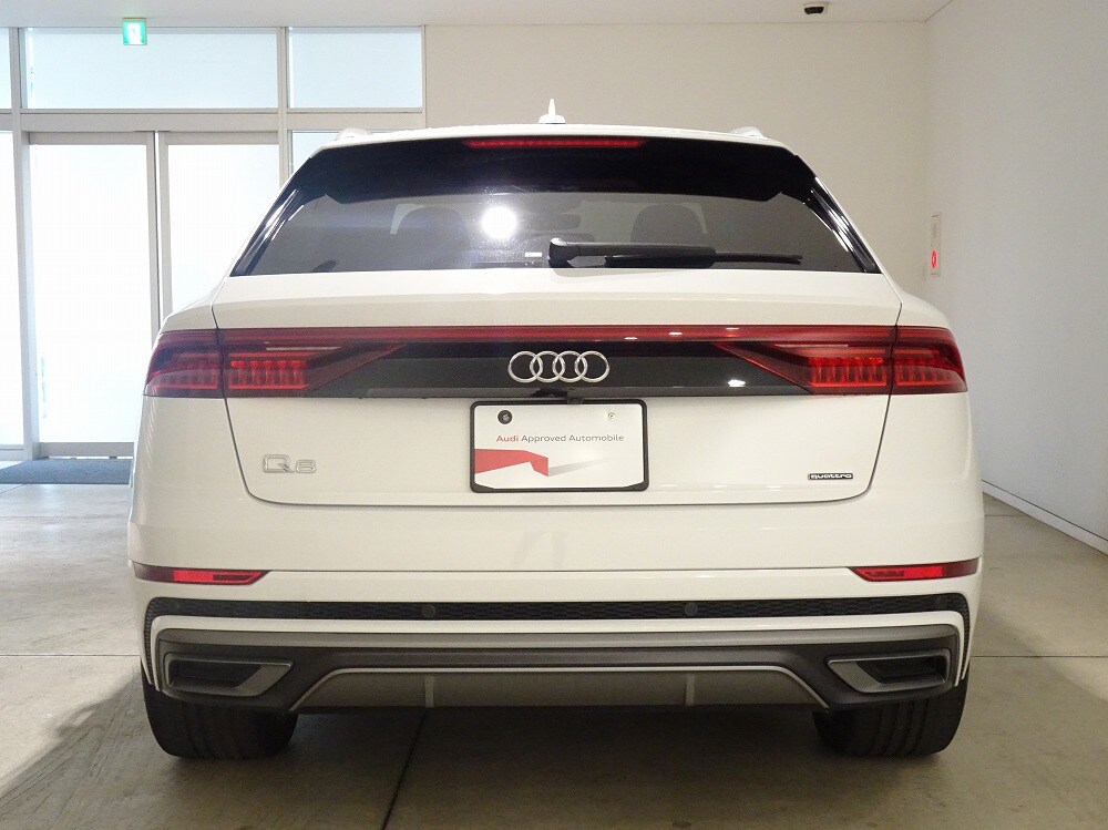 Image about Audi Q8 55 TFSI quattro debut package S line