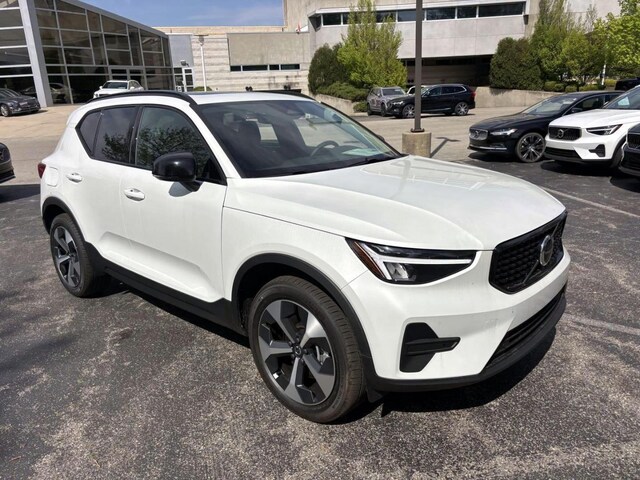 2026 Volvo XC40