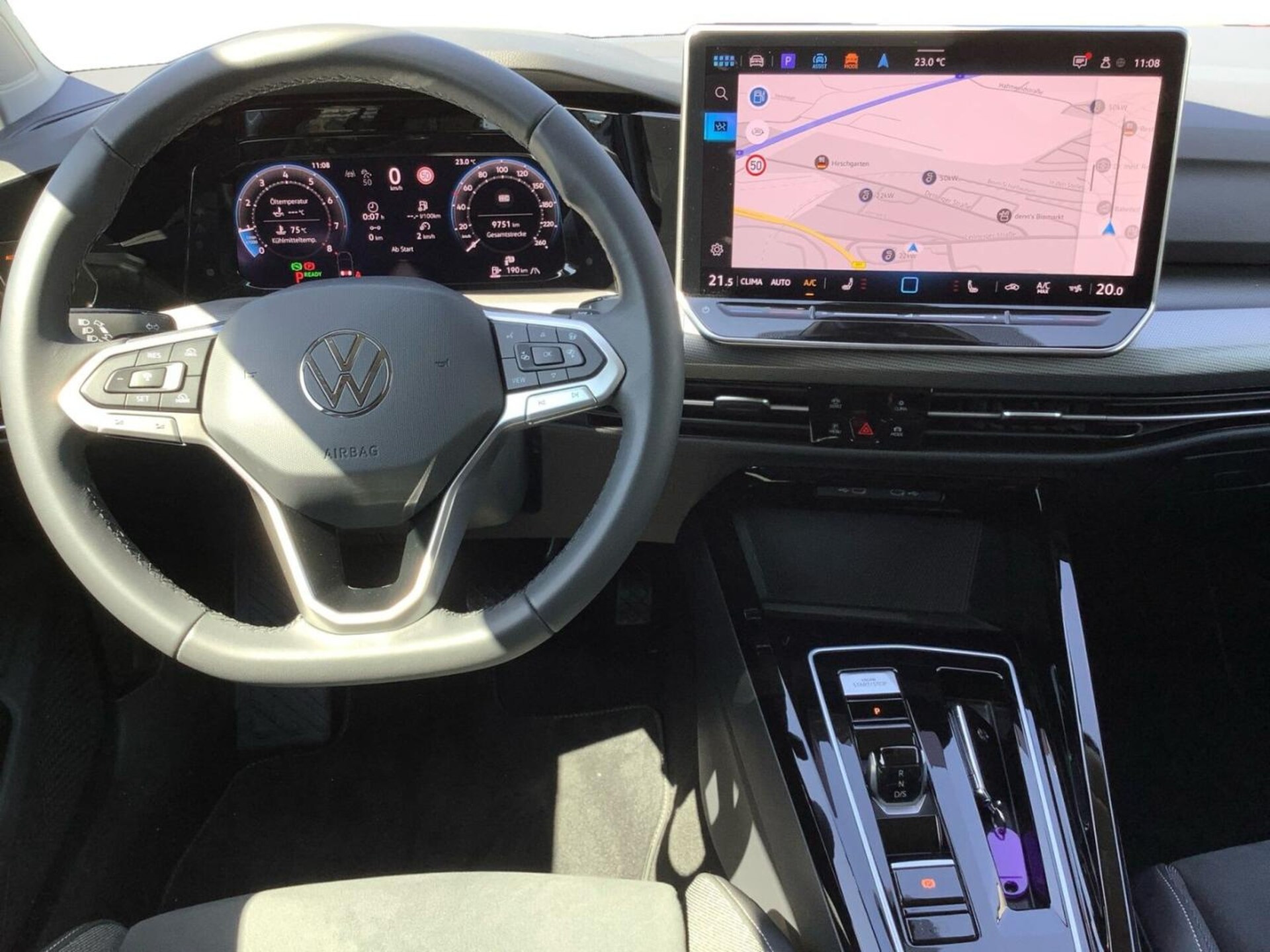 Volkswagen Golf Style