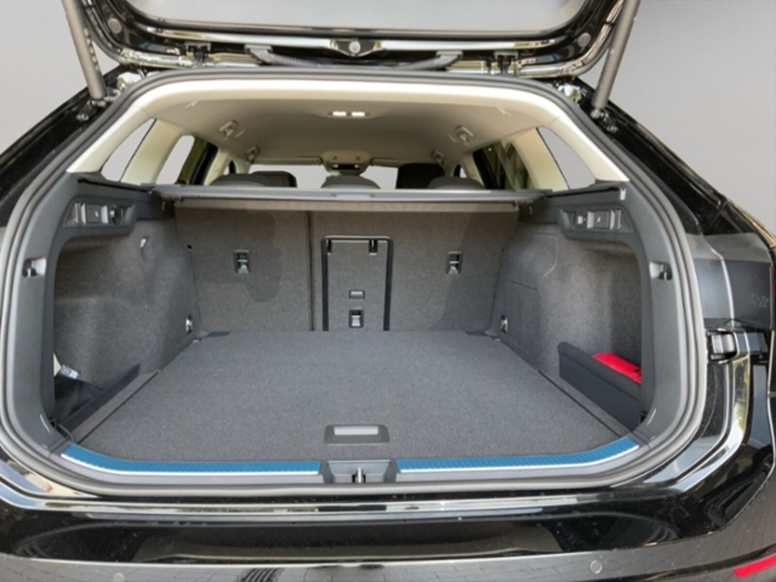 Volkswagen Passat – Bild 13
