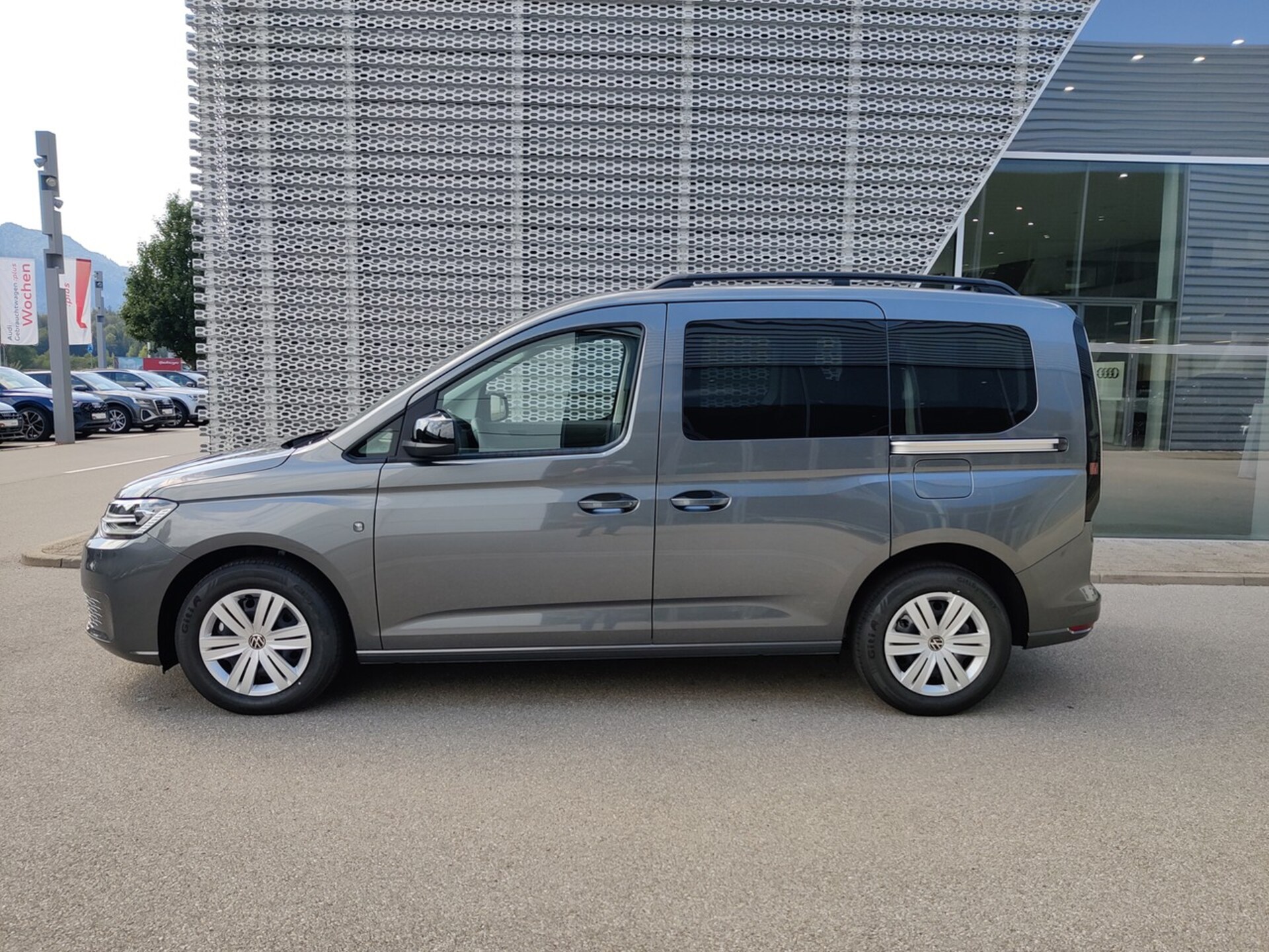 Volkswagen Caddy Basis-Modell