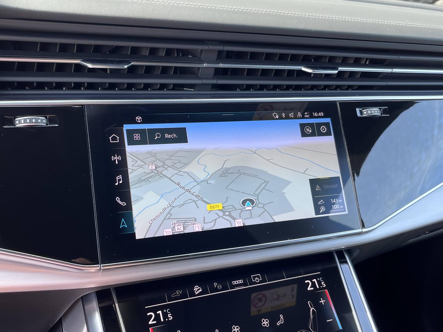 Image about Audi Q8 TFSI e Competition 60 TFSI e quattro 340 kW (462 ch) tiptronic