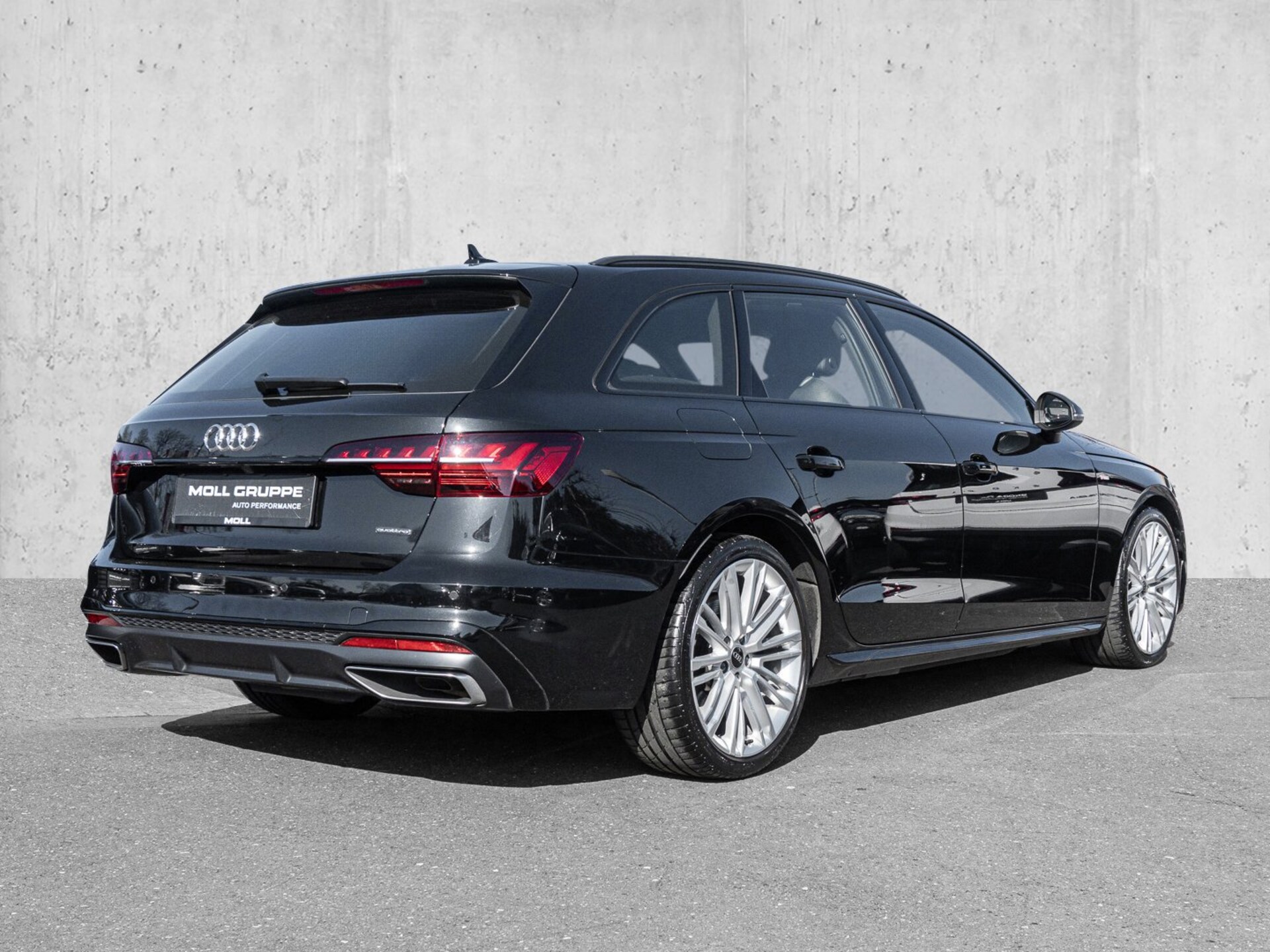 Audi A4 Avant S line