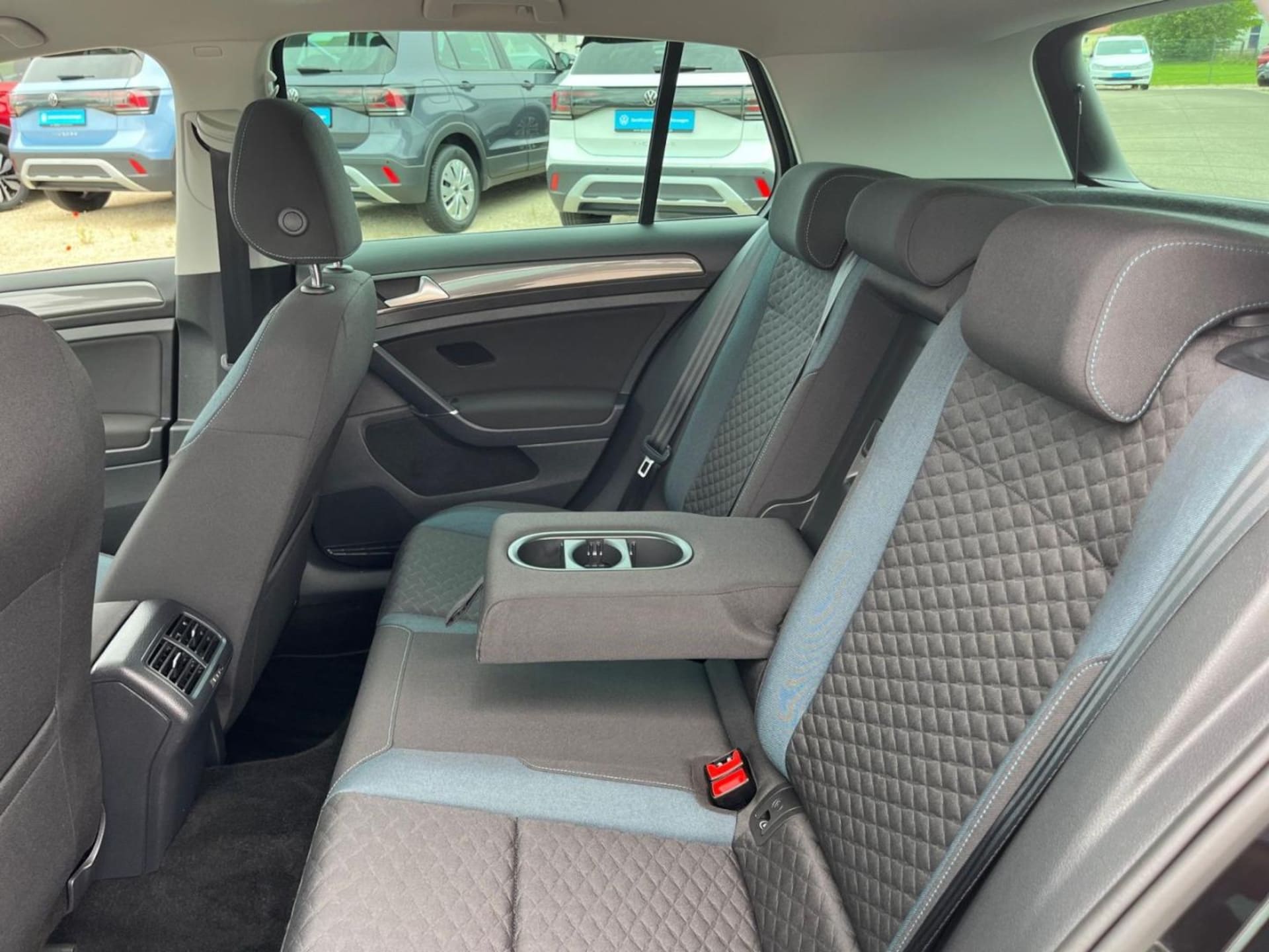 Volkswagen Golf IQ.DRIVE