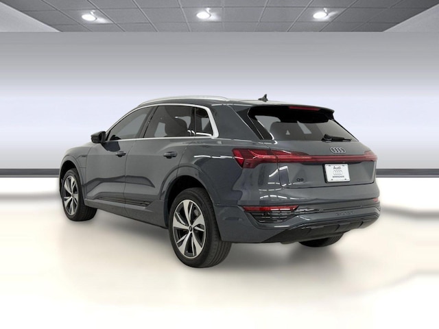 2024 Audi Q8 e-tron
