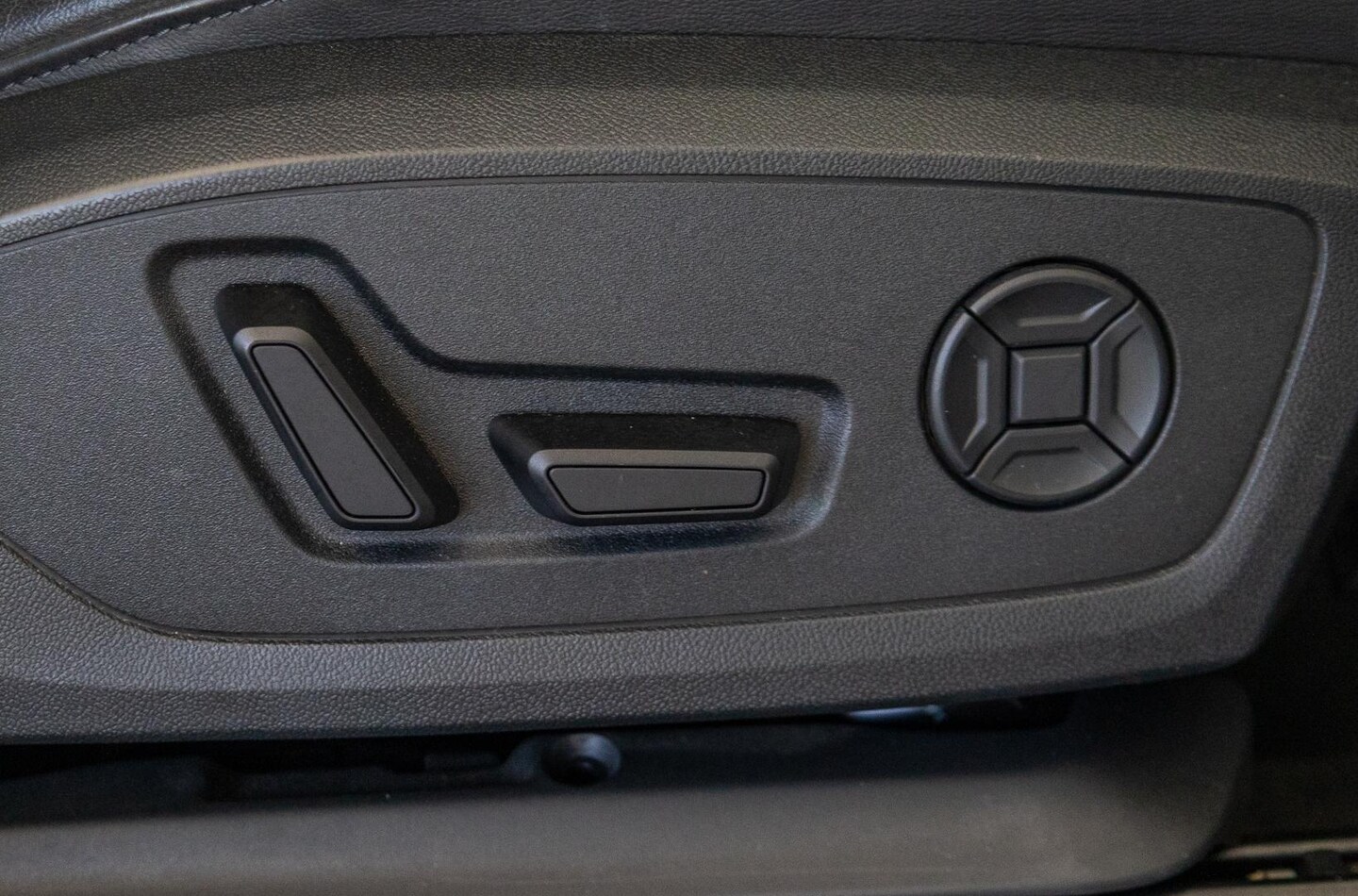 Image about Audi Q3 40 TFSI quattro S tronic