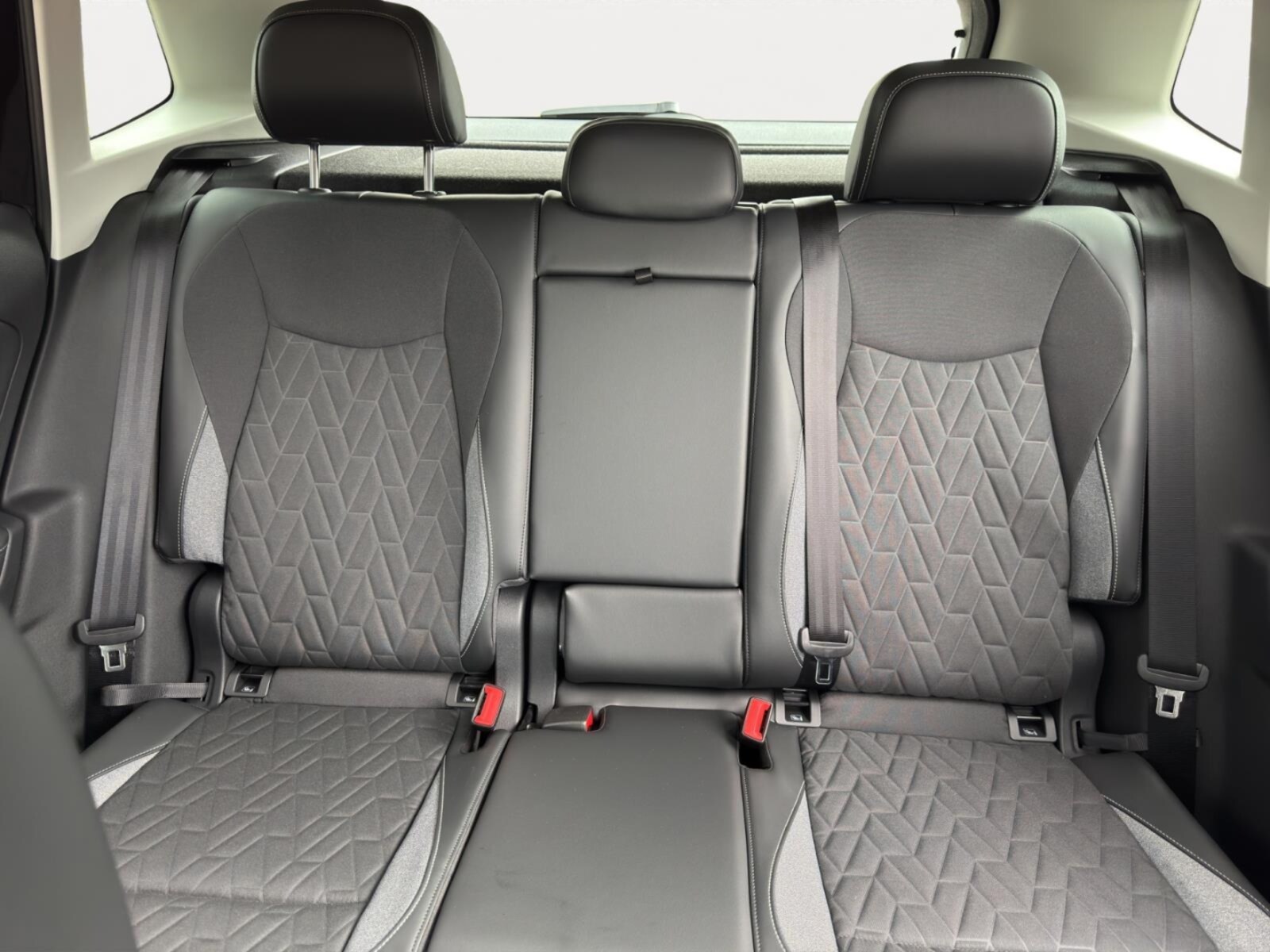 Volkswagen Tiguan – Bild 13