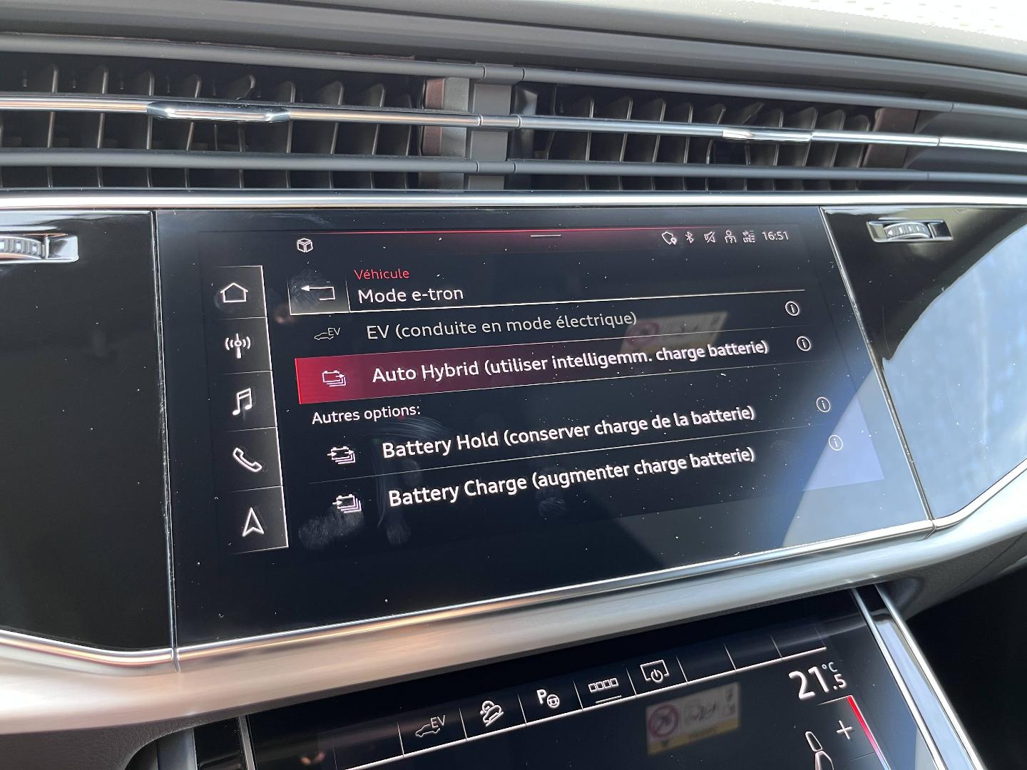 Image about Audi Q8 TFSI e Competition 60 TFSI e quattro 340 kW (462 ch) tiptronic