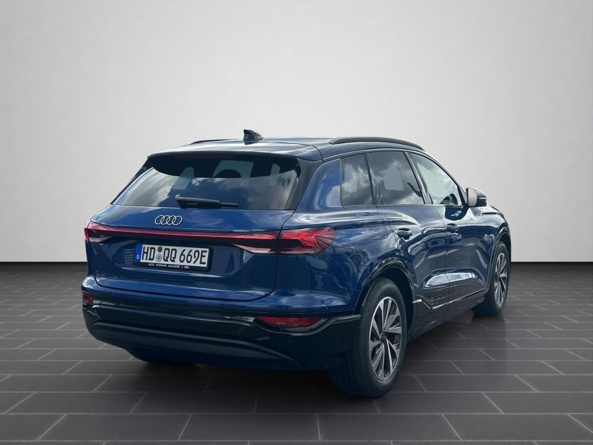 Audi Q6 SUV e-tron