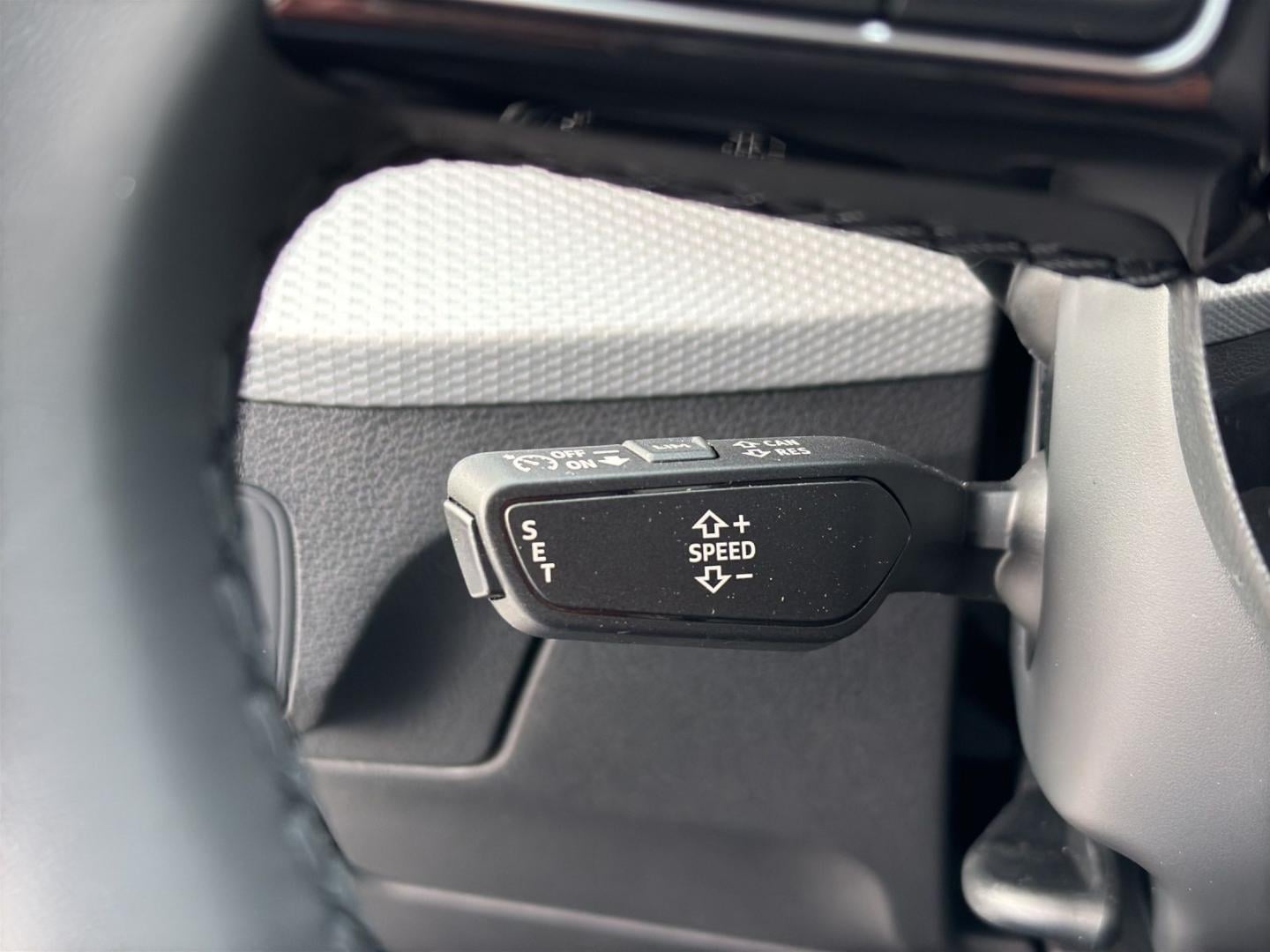 Bild über Audi Q2 35 TFSI S tronic - für weitere Informationen kontaktieren Sie den Audi Partner
