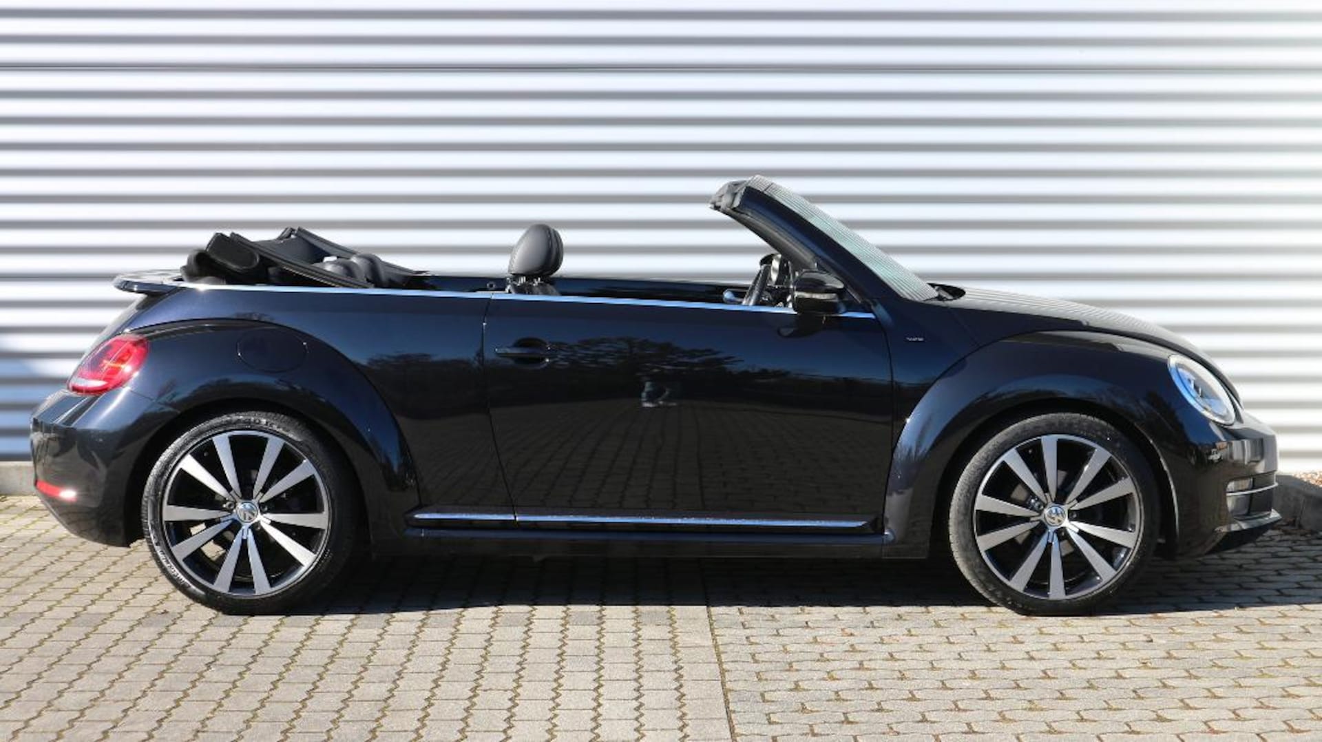 Volkswagen Beetle Cabriolet Design
