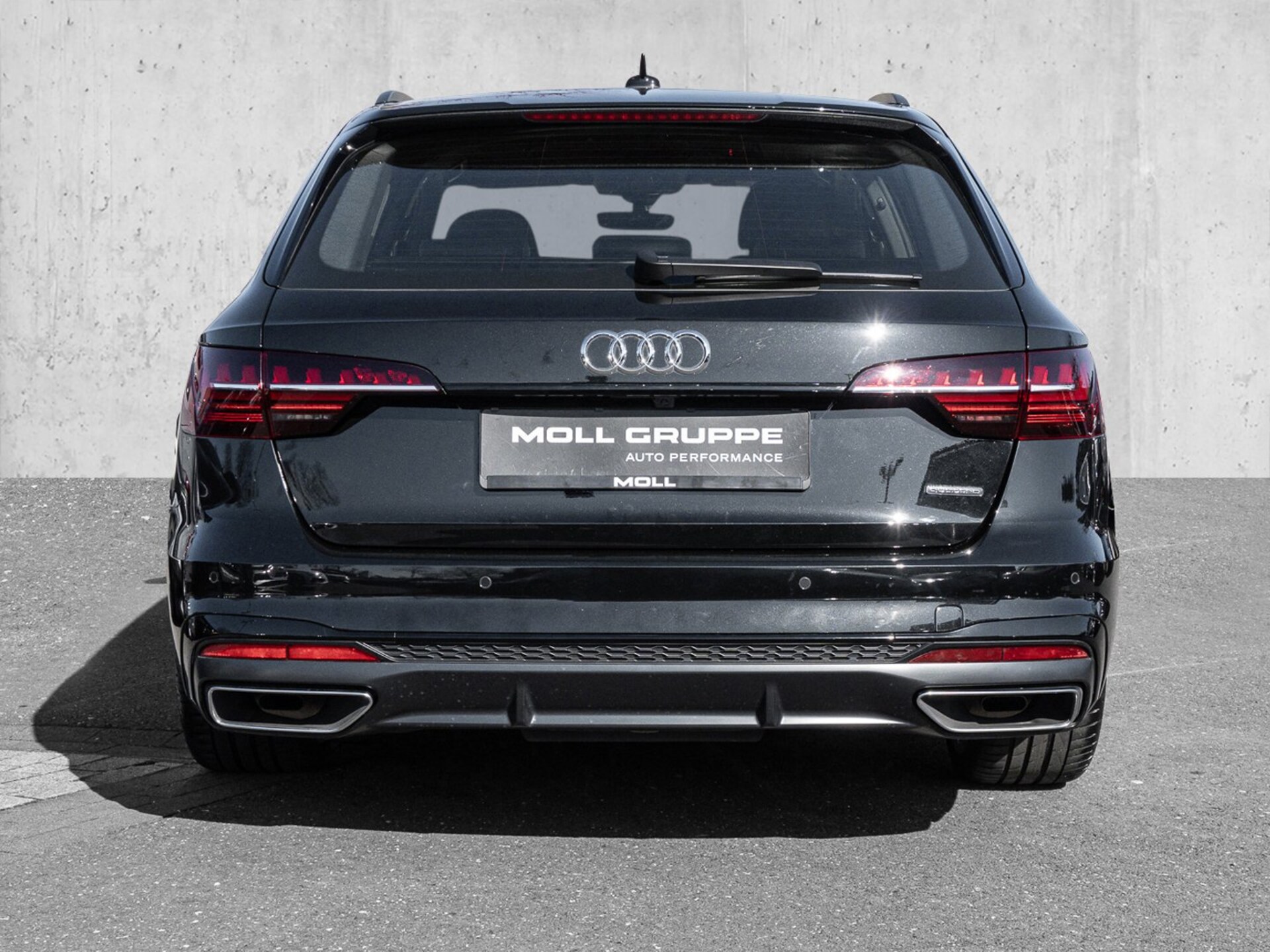 Audi A4 Avant S line