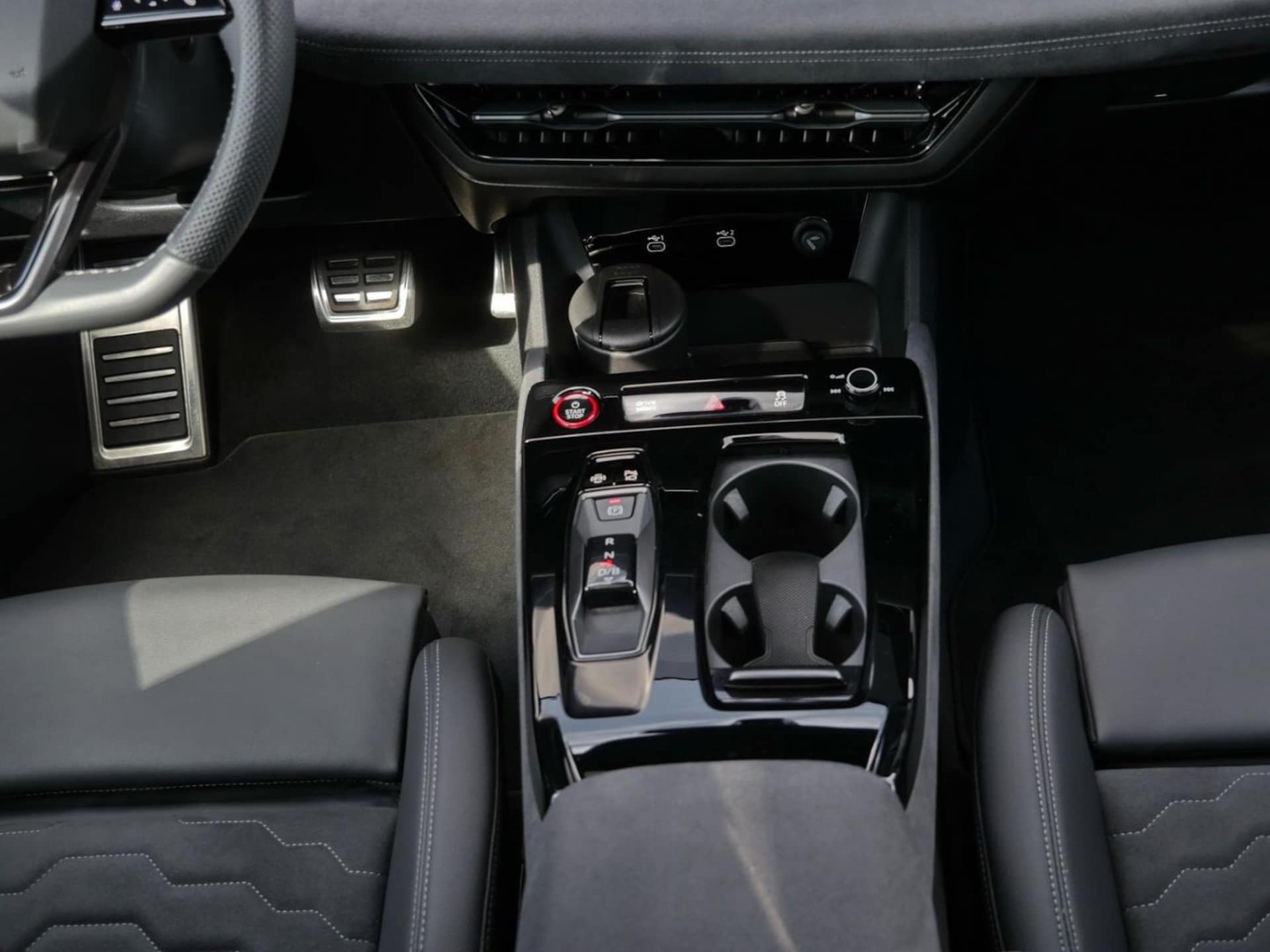 Audi A6 Avant e-tron edition one