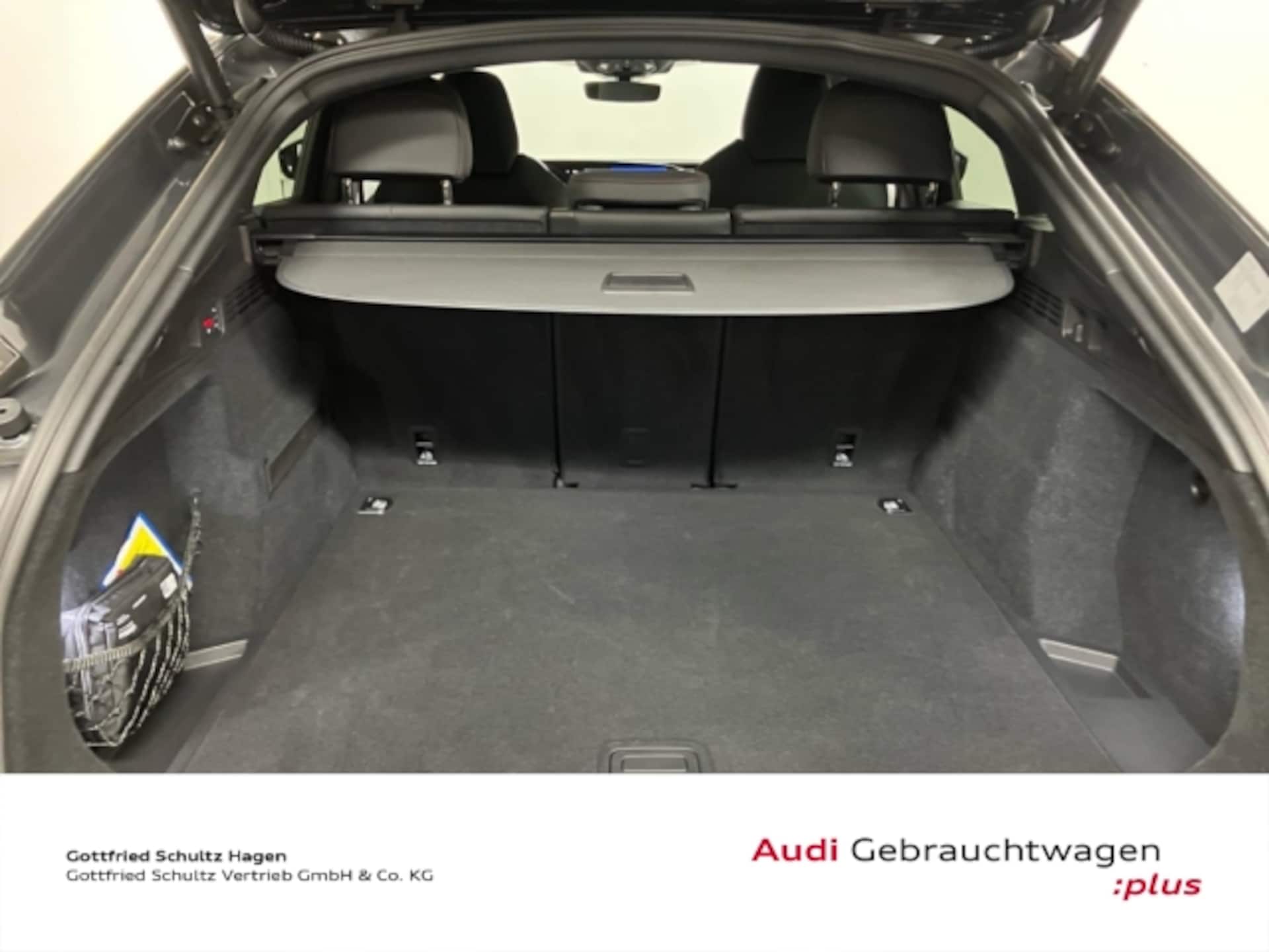 Audi SQ5 Sportback edition one
