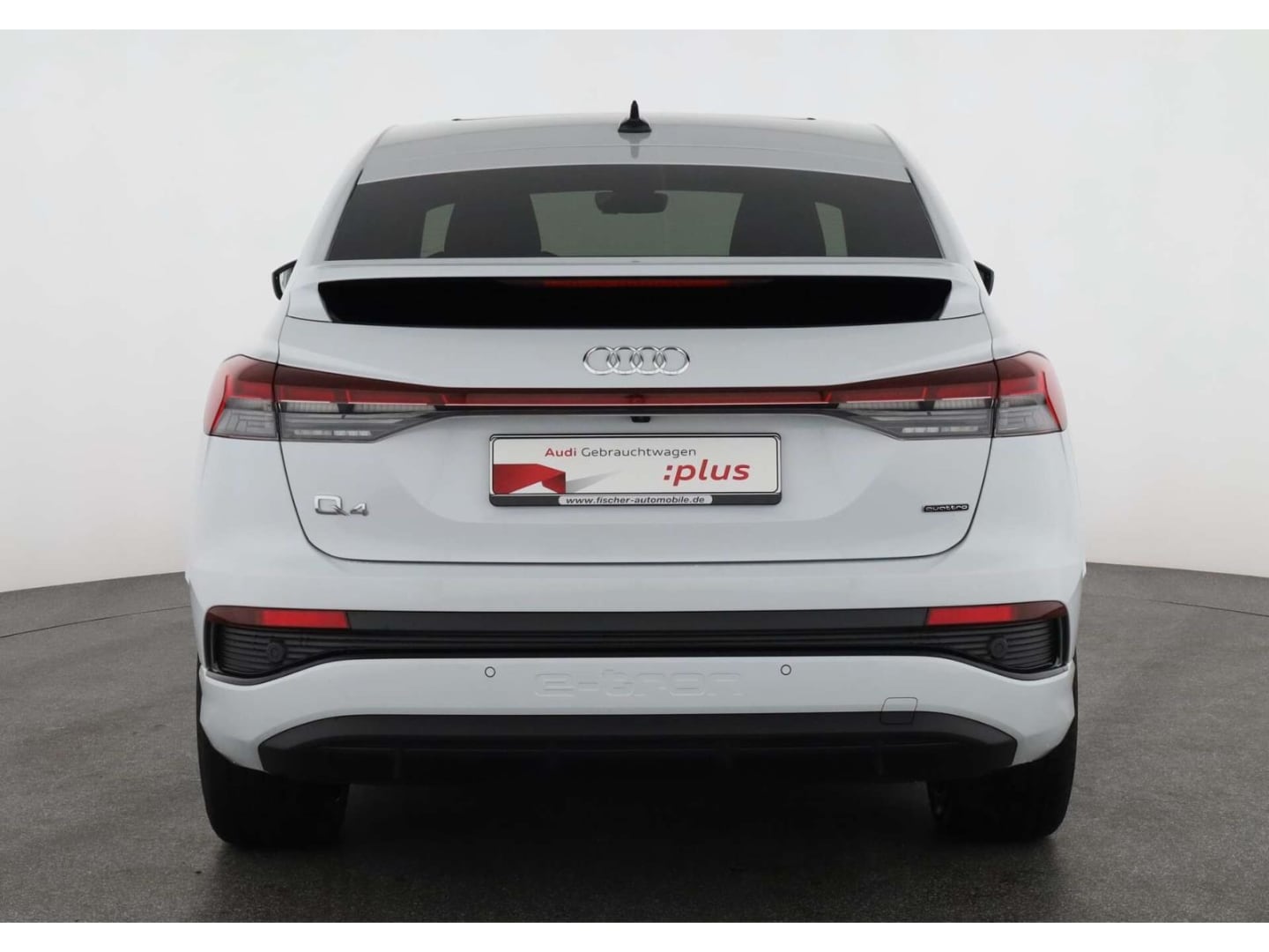 Bild über Audi Q4 Sportback e-tron 50 e-tron quattro - für weitere Informationen kontaktieren Sie den Audi Partner