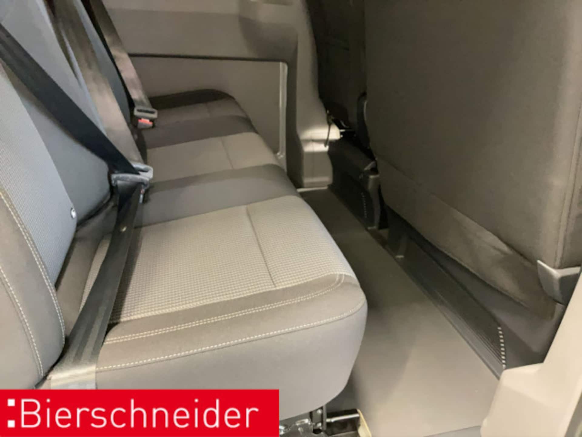 Volkswagen Transporter Kasten langer Radstand Plus
