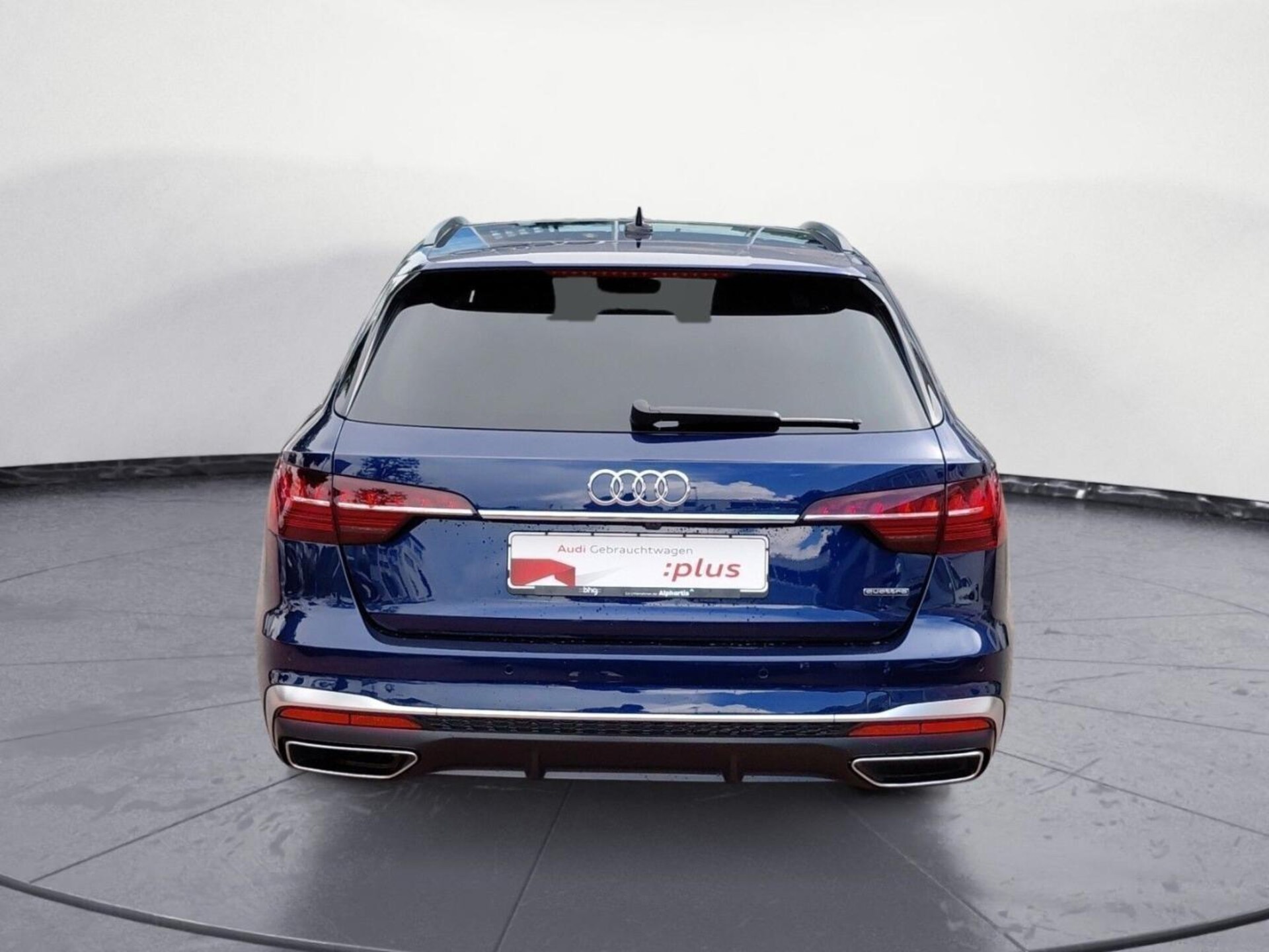 Audi A4 Avant S line