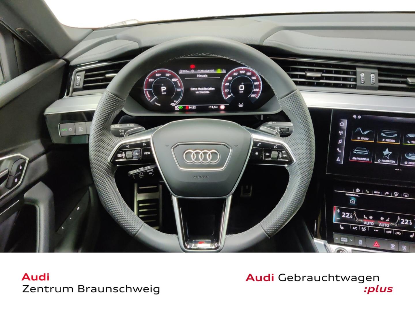 Image about Audi Q8 e-tron S line 55 e-tron quattro