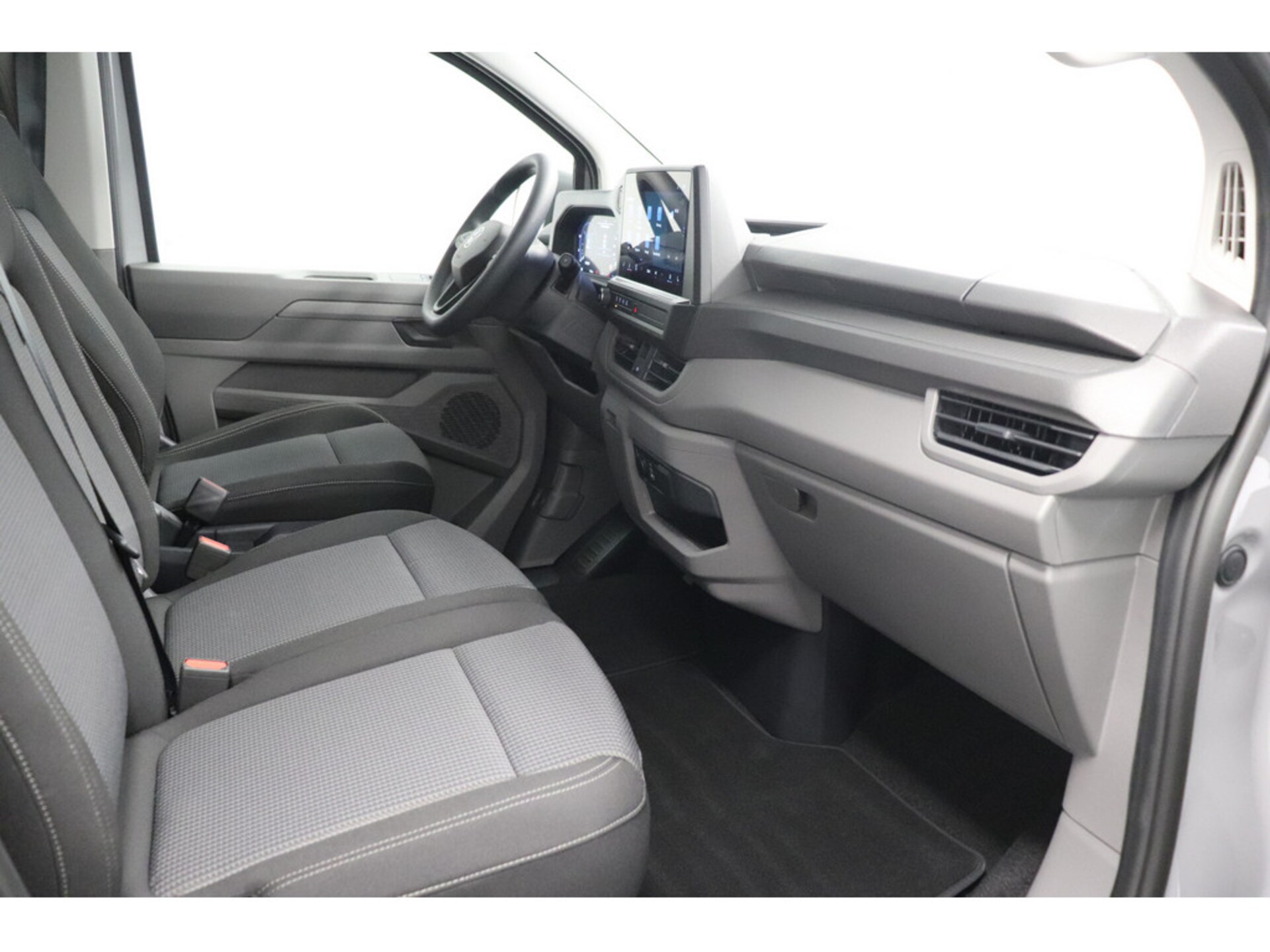Volkswagen Transporter Kombi langer Radstand