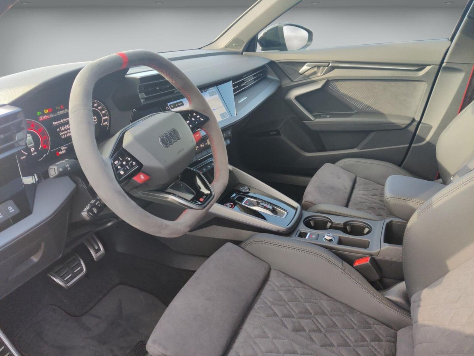 Audi RS 3 Limousine – Bild 11