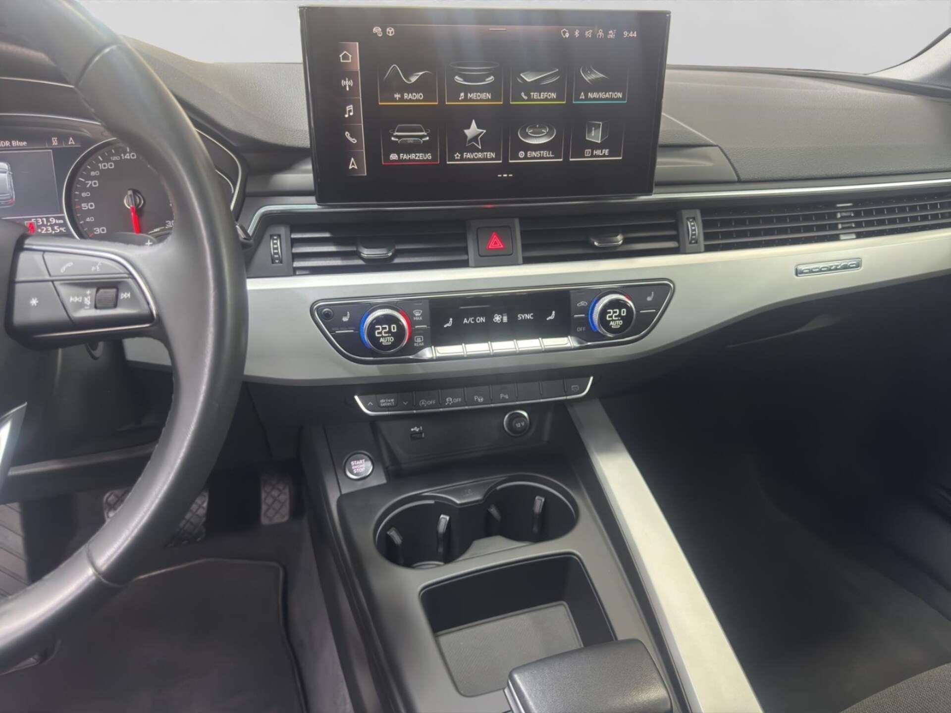 Audi A4 Avant S line