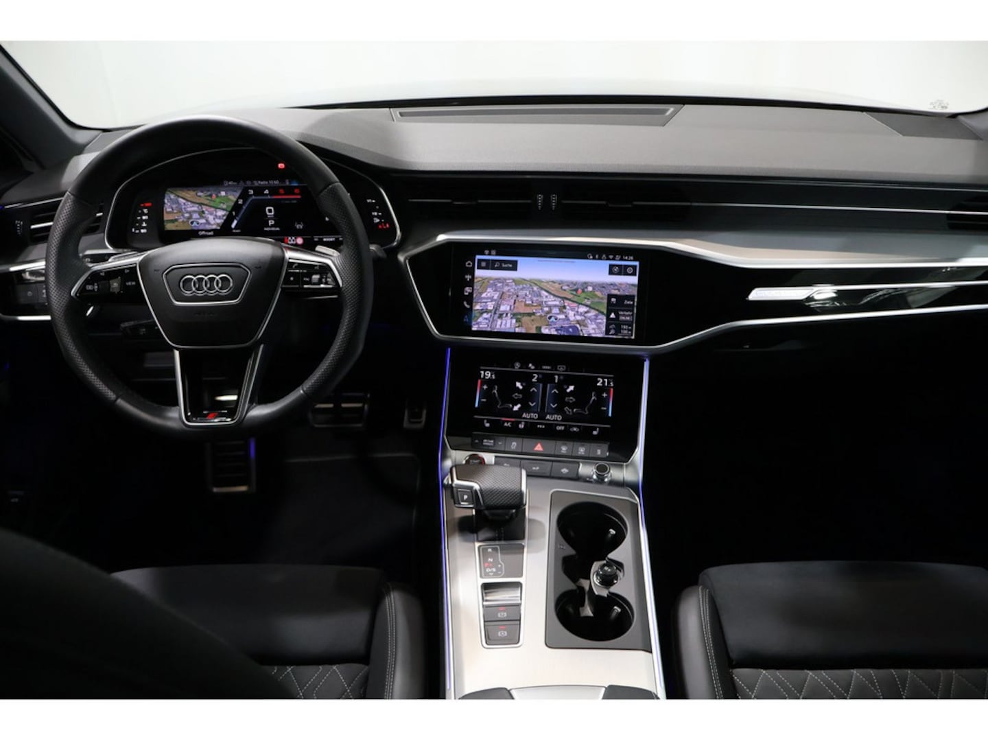 Bild über Audi S6 Limousine TDI quattro tiptronic - für weitere Informationen kontaktieren Sie den Audi Partner