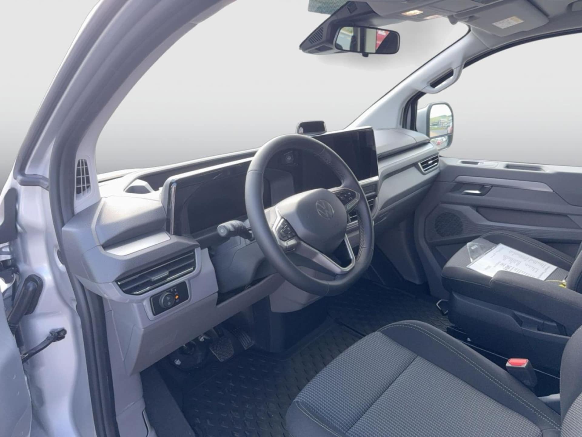 Volkswagen Transporter Kombi kurzer Radstand