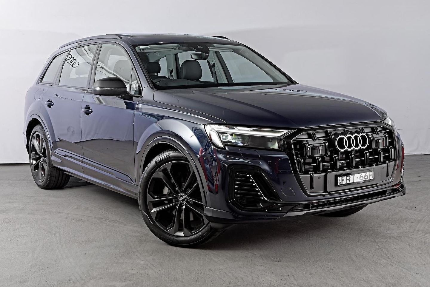 Image about Audi Q7 SUV TFSI quattro tiptronic