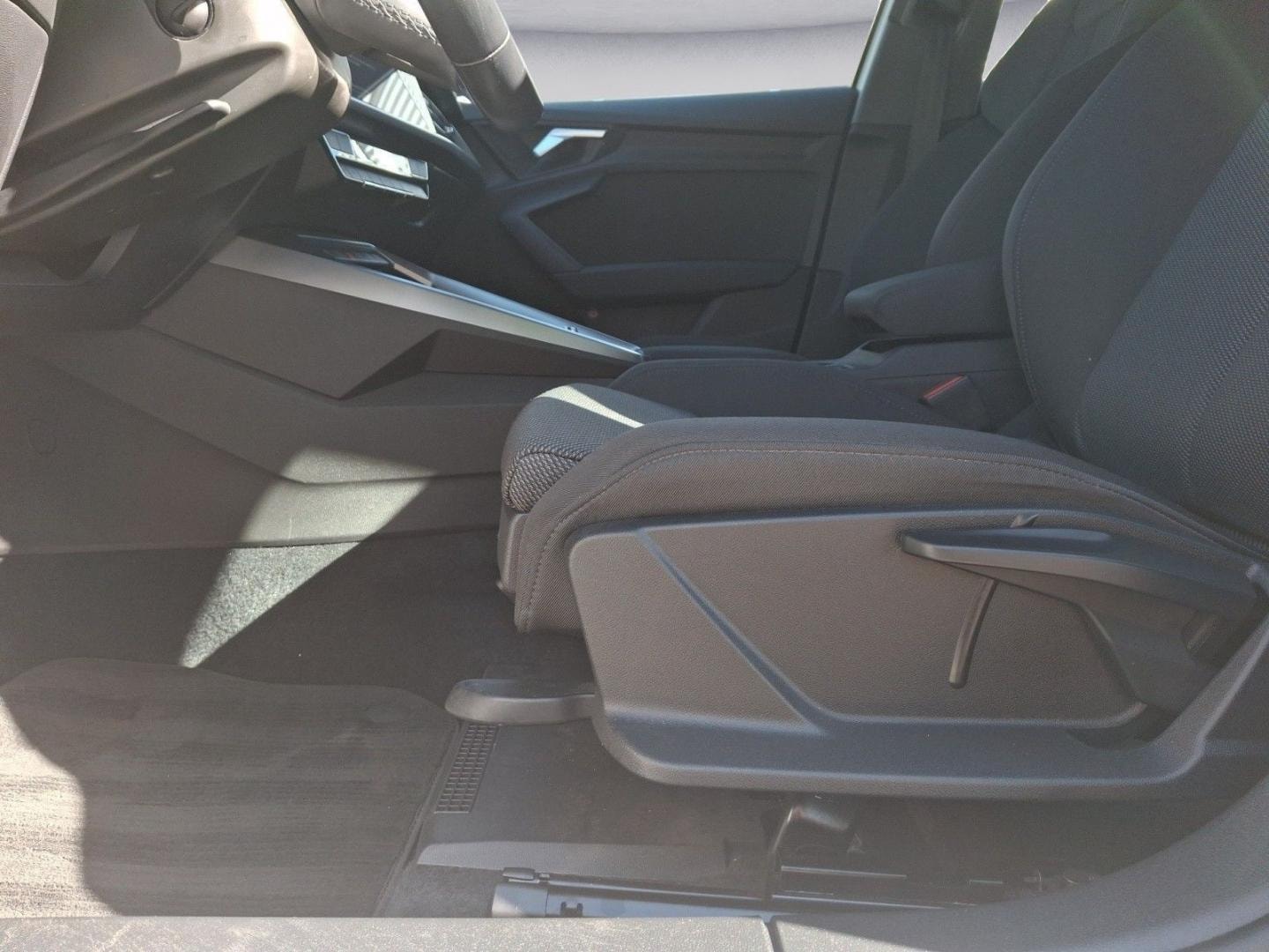 Bild über Audi A3 Sportback 35 TFSI S tronic - für weitere Informationen kontaktieren Sie den Audi Partner
