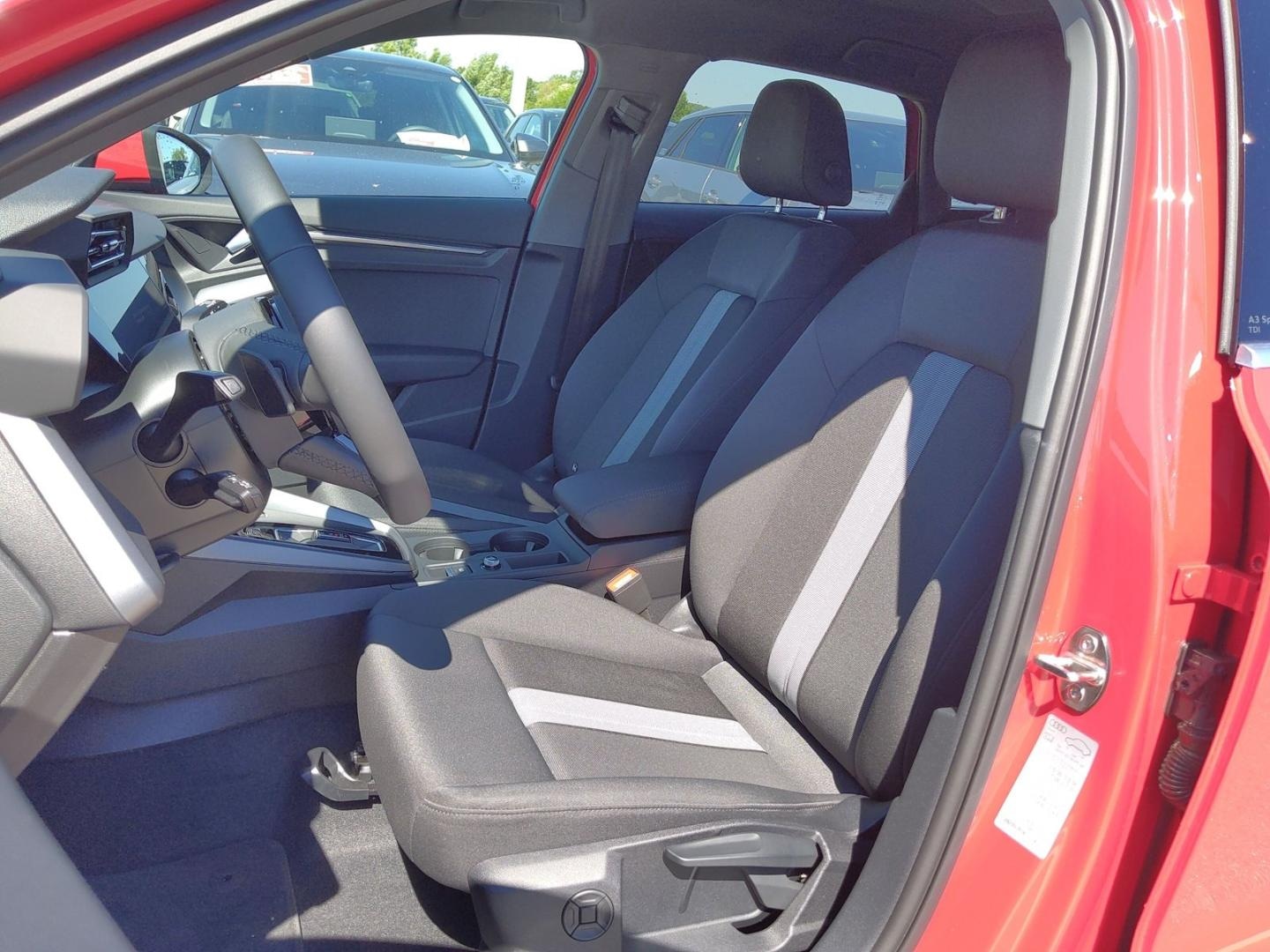 Bild über Audi A3 Sportback TDI S tronic - für weitere Informationen kontaktieren Sie den Audi Partner