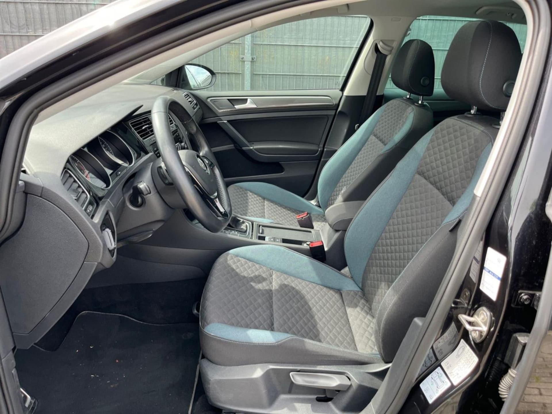 Volkswagen Golf IQ.DRIVE