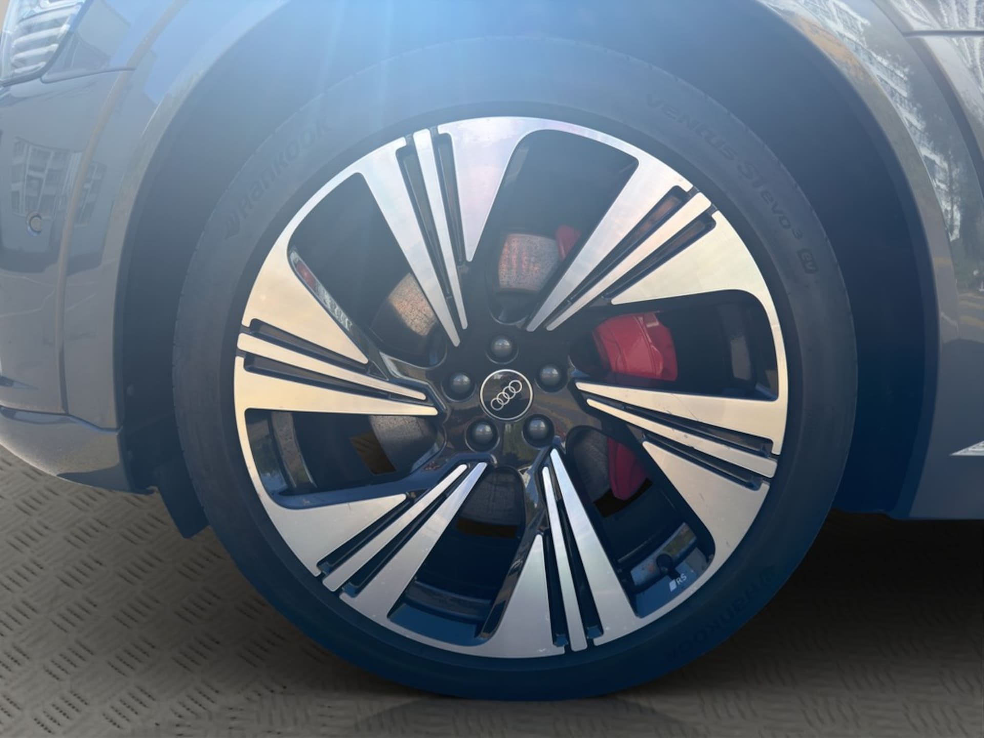 Audi Q8 Sportback e-tron S line