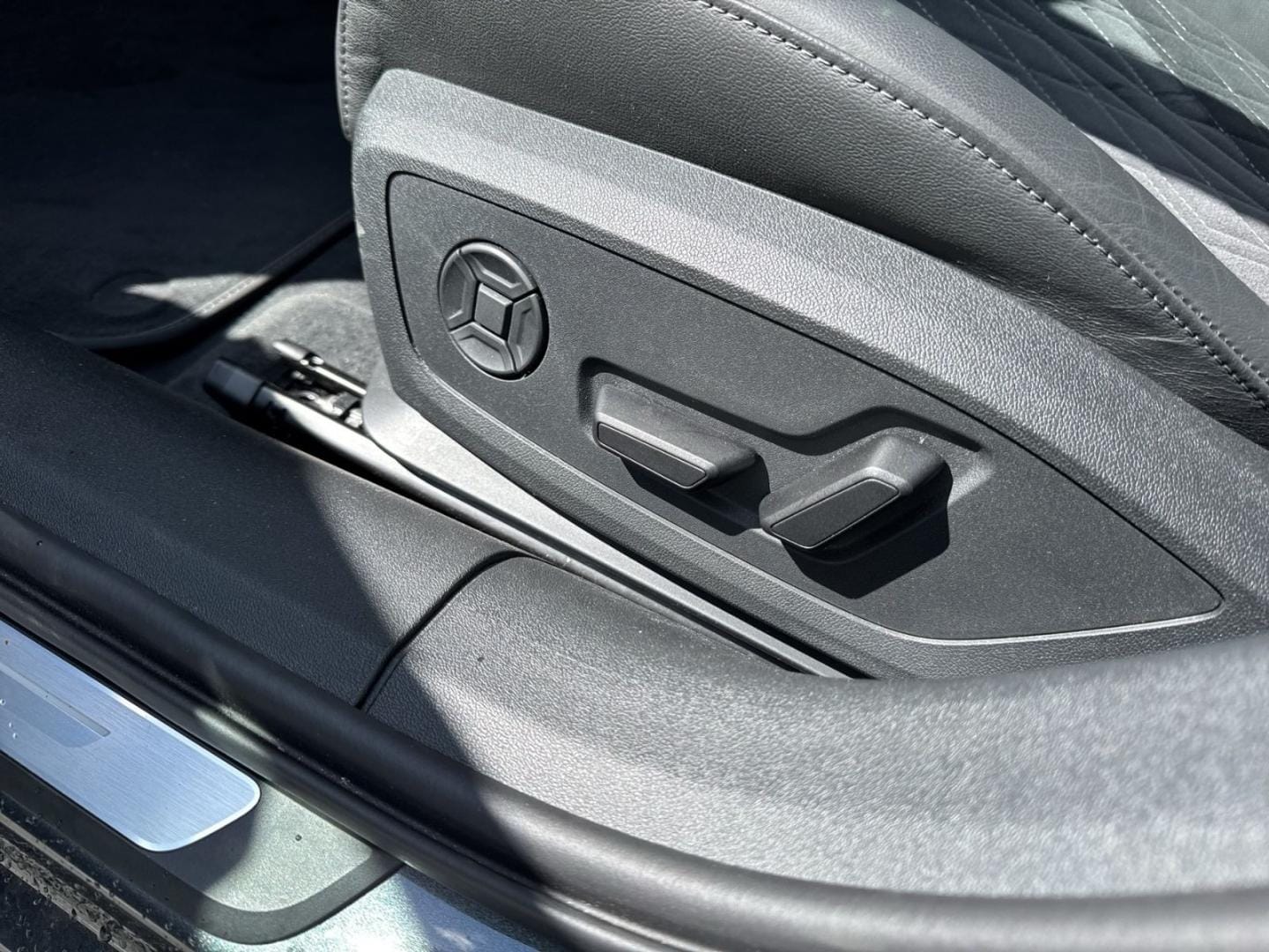 Bild über Audi A6 Limousine edition one TDI quattro 150 kW S tronic - für weitere Informationen kontaktieren Sie den Audi Partner